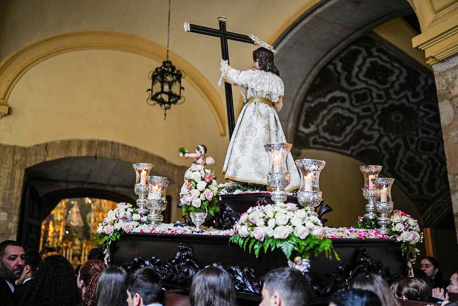 Así se ha vivido el Domingo de Resurrección en los templos en Granada