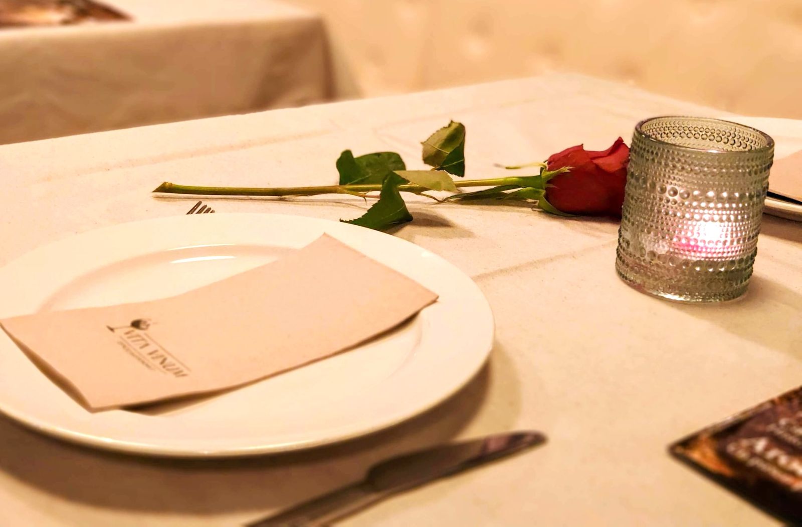 Celebra el amor en estos restaurantes serranos