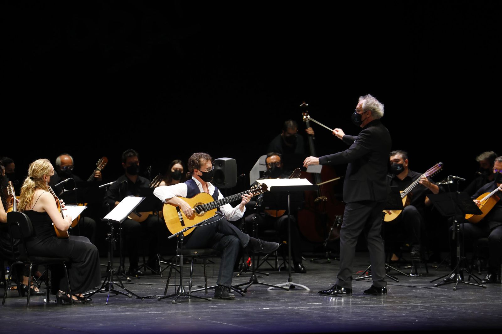 El paso de Mariza y Paco Serrano por el Festival de la Guitarra de Córdoba, en imágenes