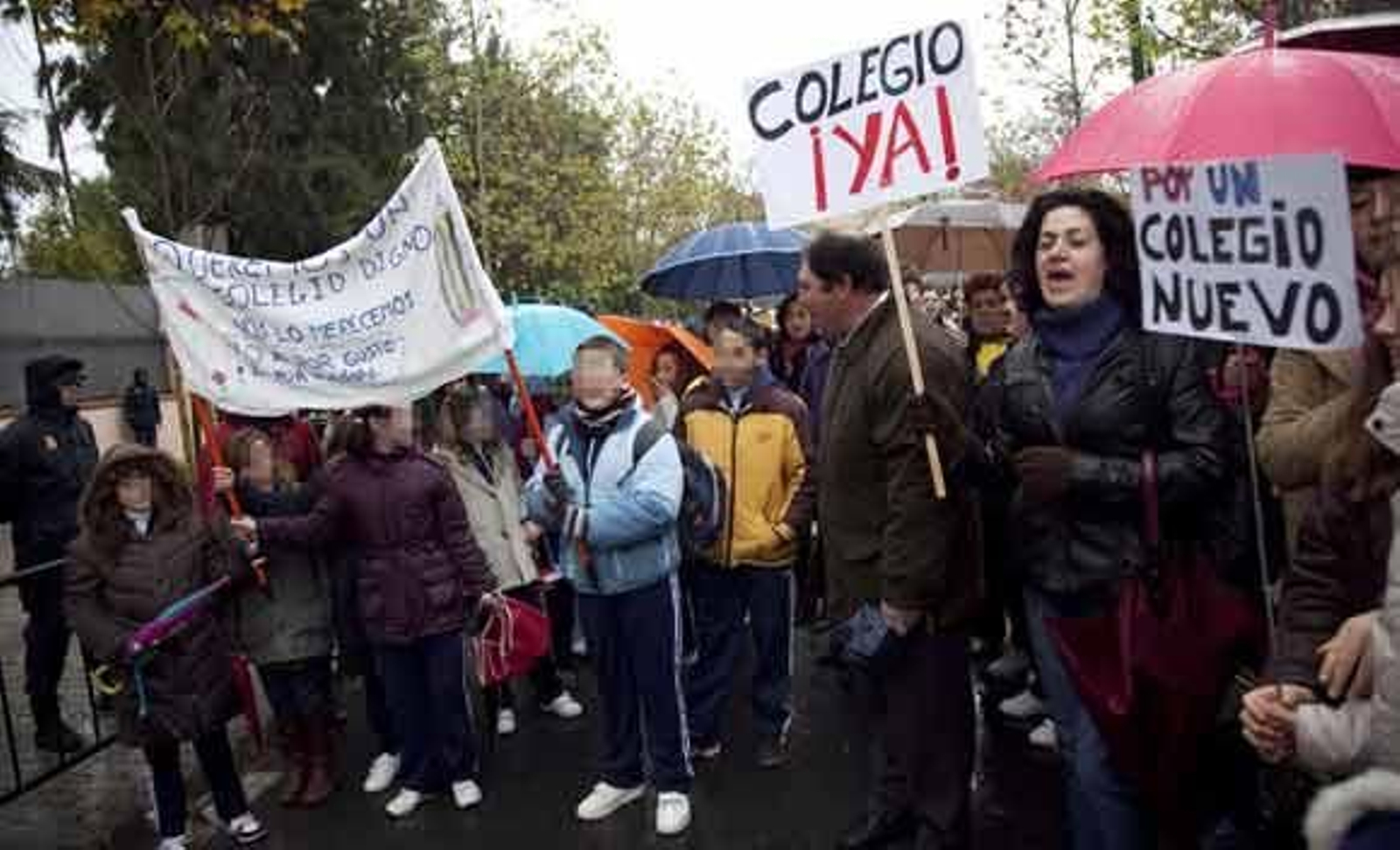 La Junta alude a la "falta de recursos" para no construir un nuevo colegio en Alanís