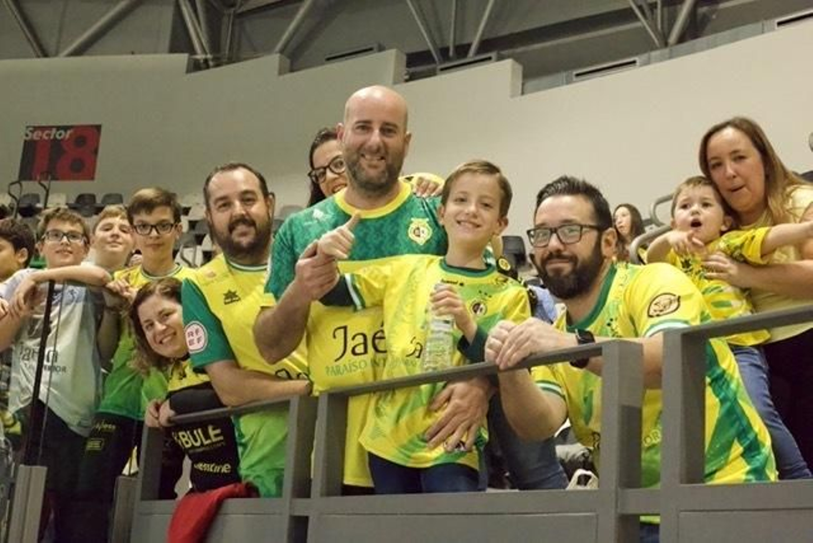 ¿Has ido al Jaén Paraíso Interior FS -  Peñíscola? Búscate