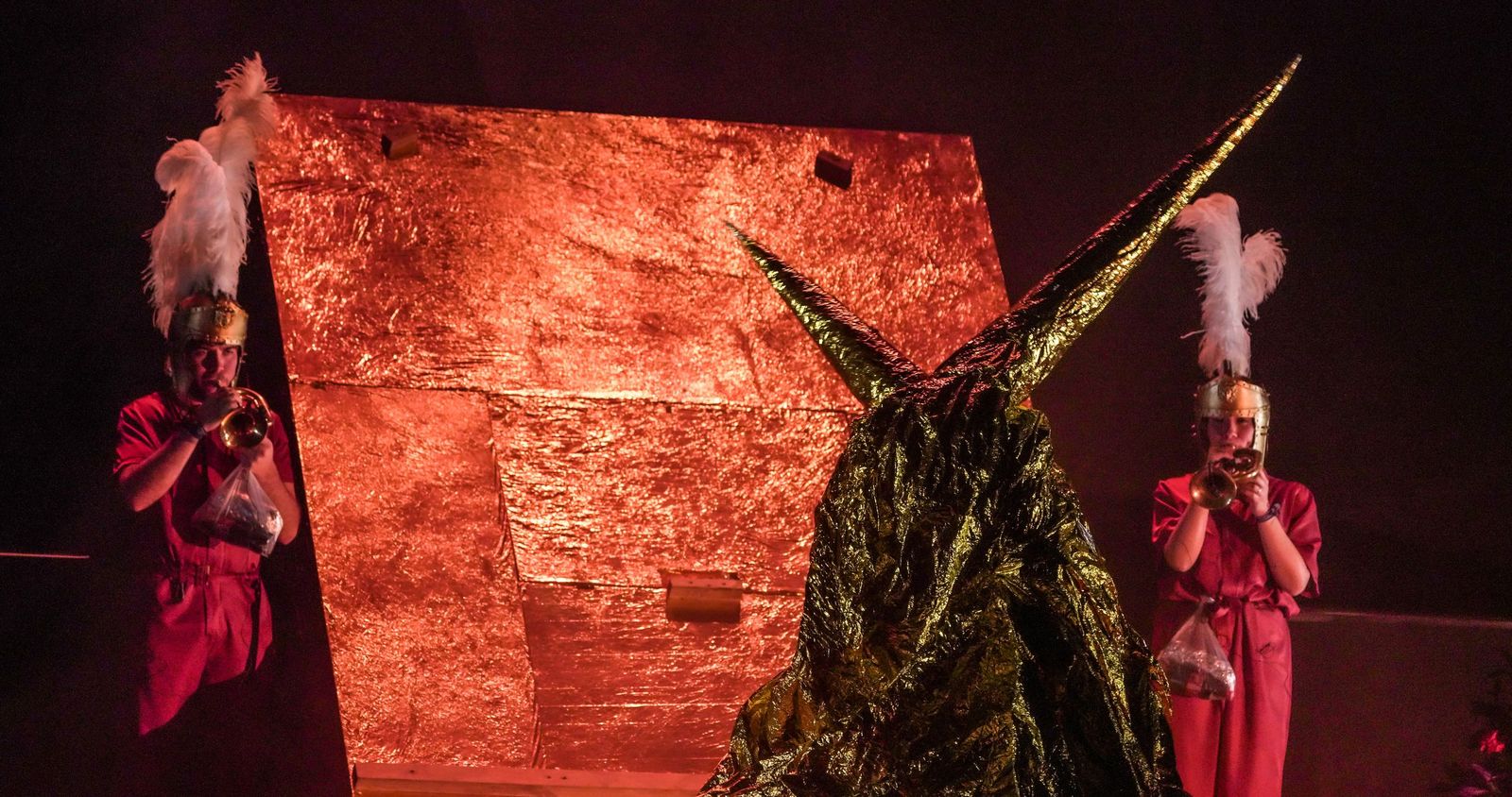 Imágenes de Andrés Marín & Ana Morales 'Matarife/ Paraíso' 30ª Festival de Jerez