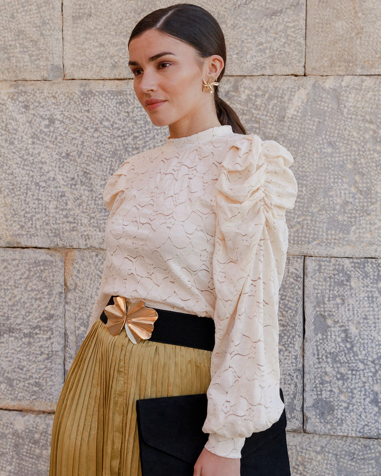 Blusas con mangas abullonadas de la firma Polin et Moi