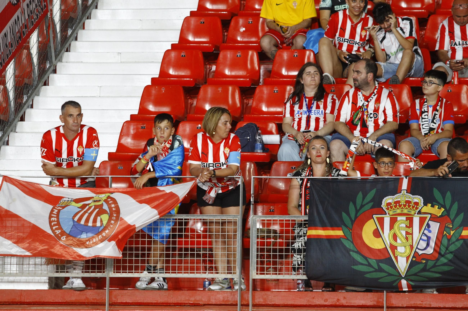 El partido U.D. Almería-Sporting de Gijón, en imágenes