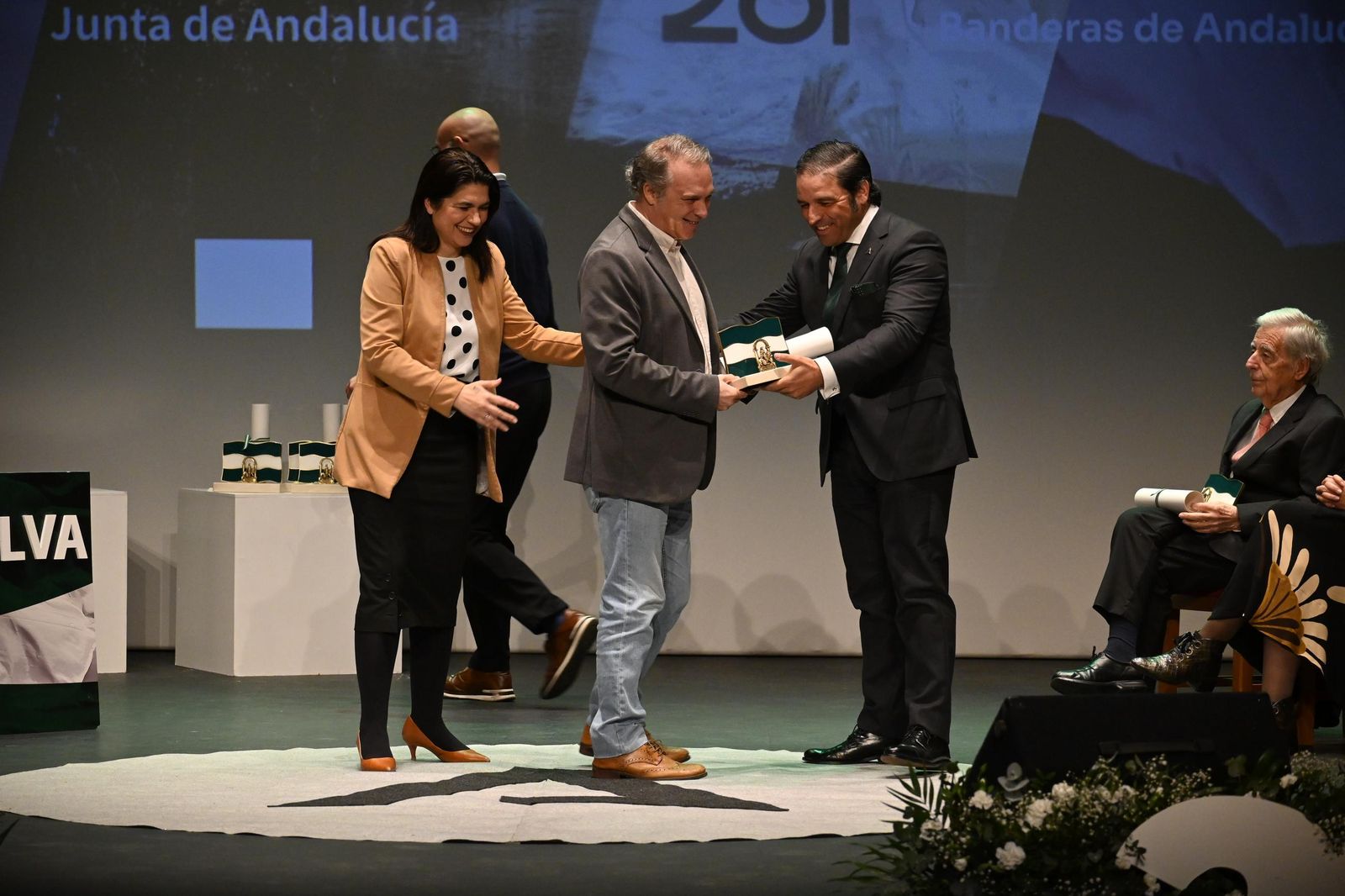 Premios de las Banderas de Andalucía en Huelva, en imágenes