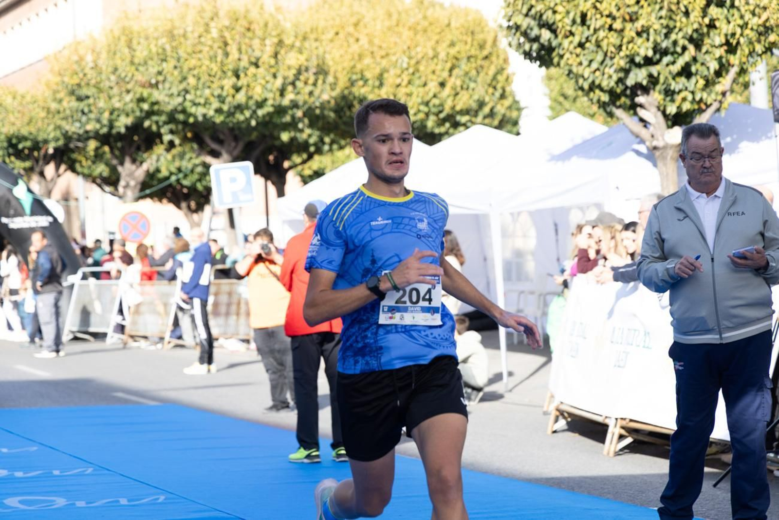 En imágenes: multitudinaria e histórica XXIX Media Maratón 'Ciudad de Jaén' y 10k en memoria de Paco Manzaneda (2)