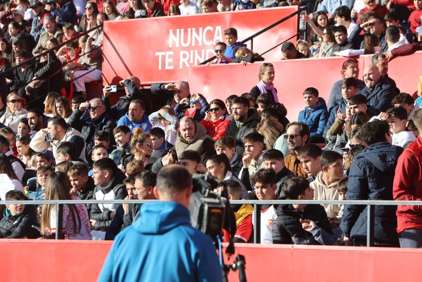 Búscate en el entrenamiento del Sevilla