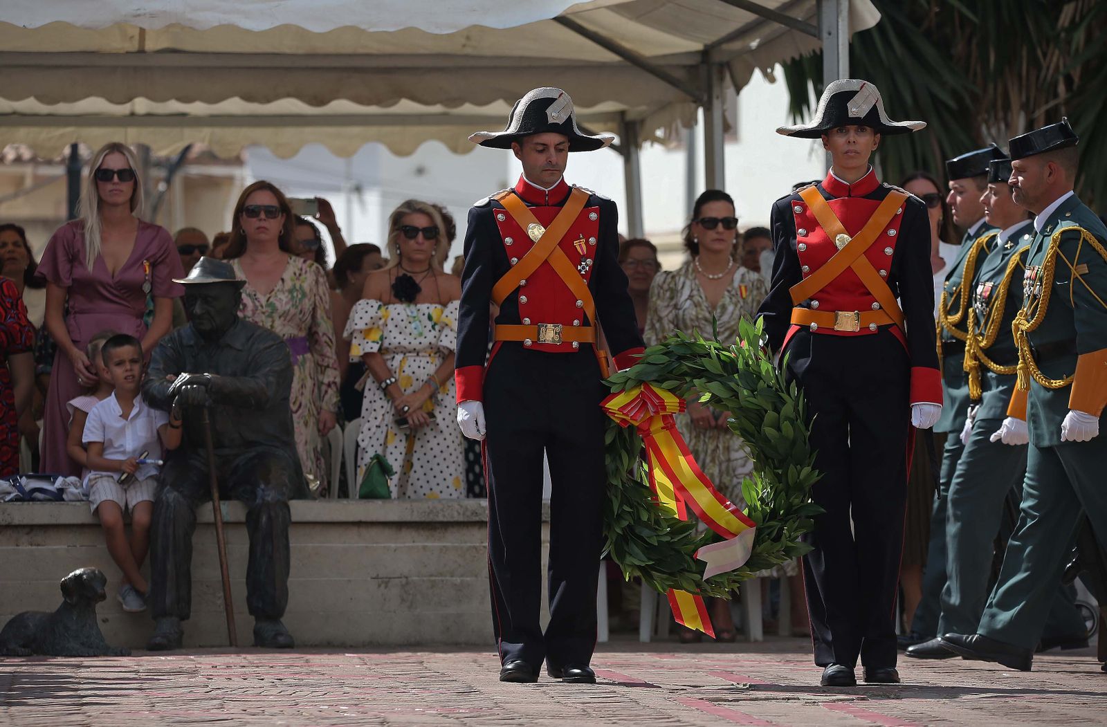Fotos de la celebración de la Virgen del Pilar en Los Barrios
