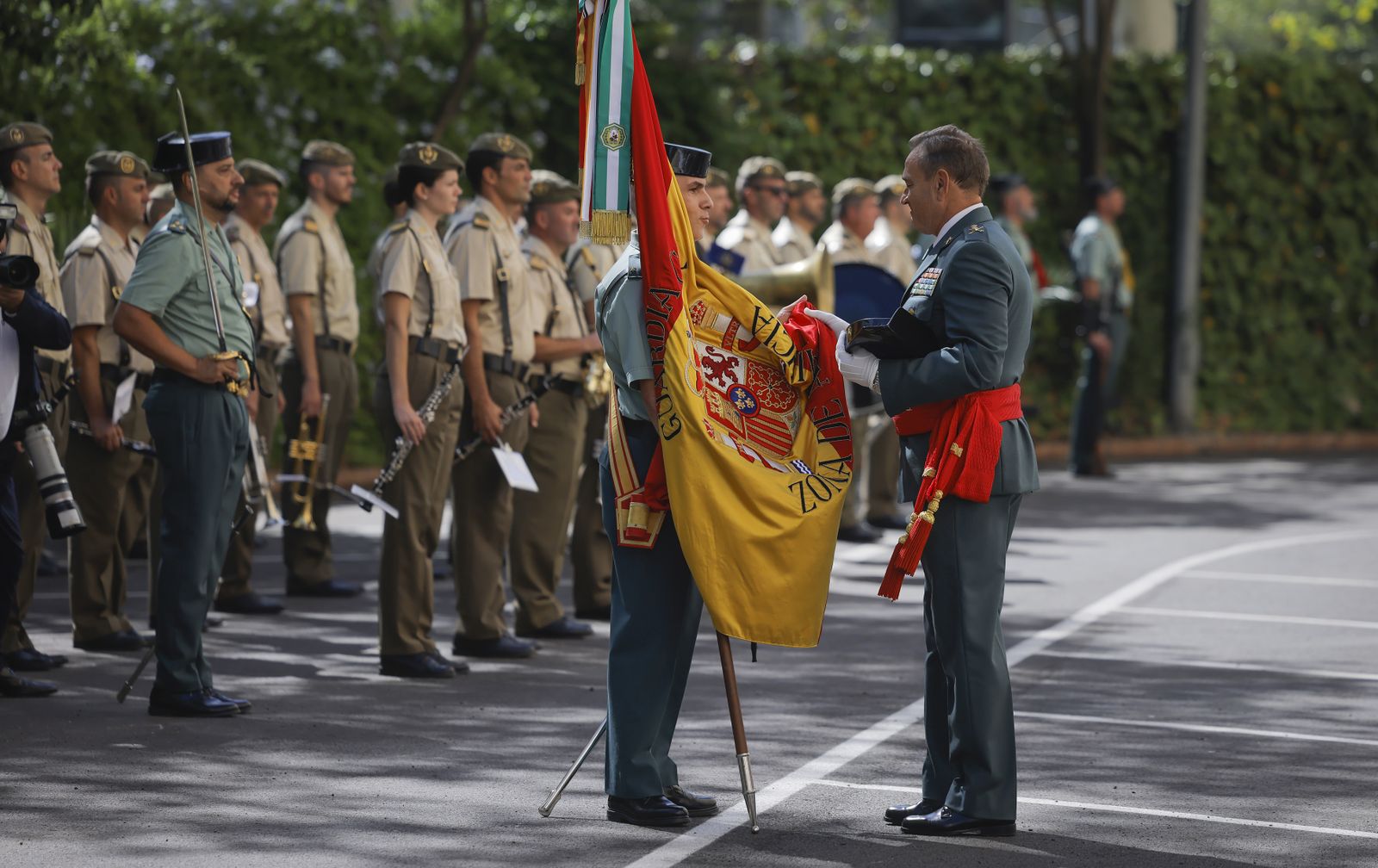 Las fotos de la despedida del  jefe de la IV Zona de la Guardia Civil, Alfonso Rodríguez Castillo