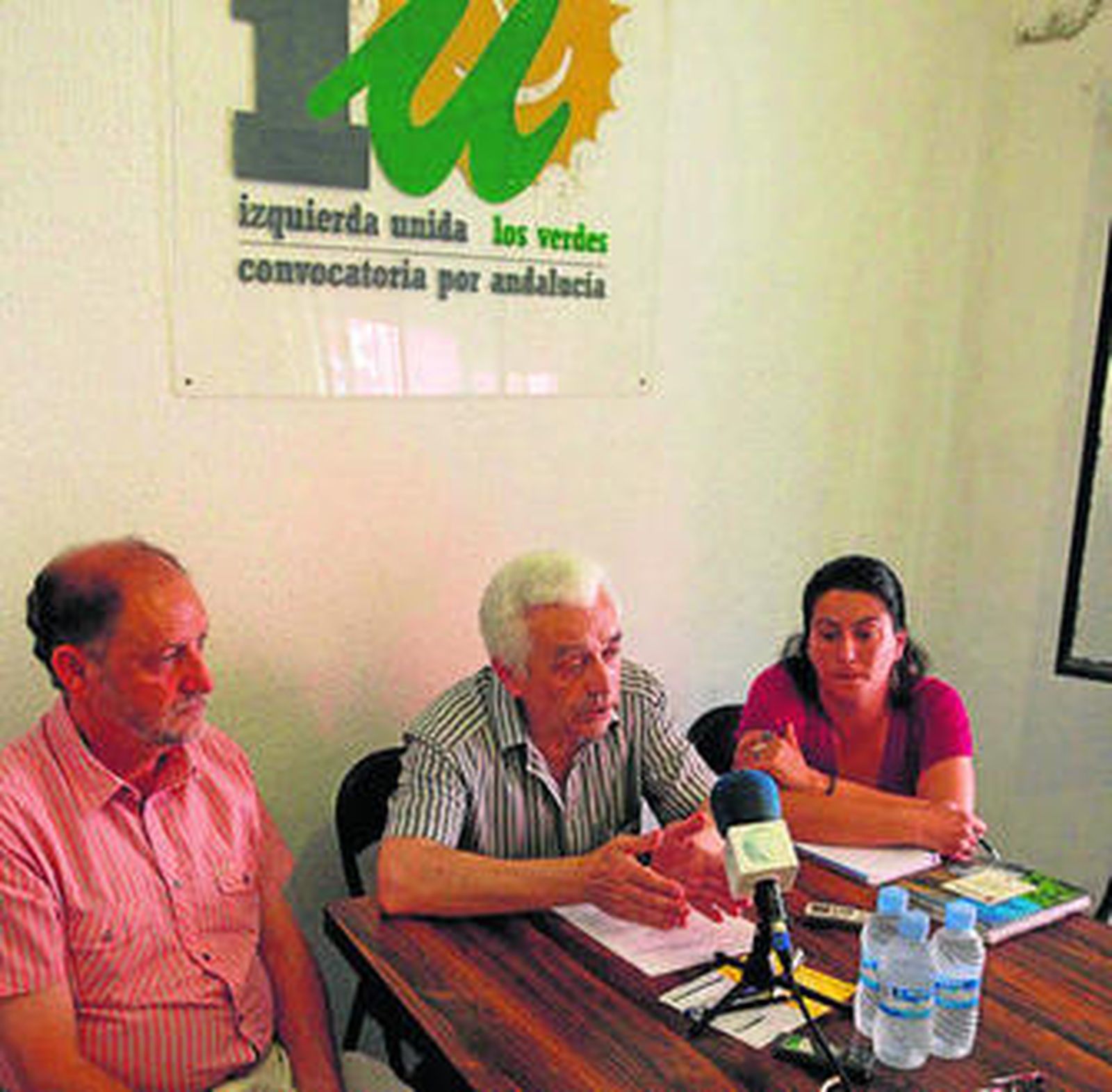 Andrés Martín, entre Francisco Javier Meléndez y Ceferina Peño.
