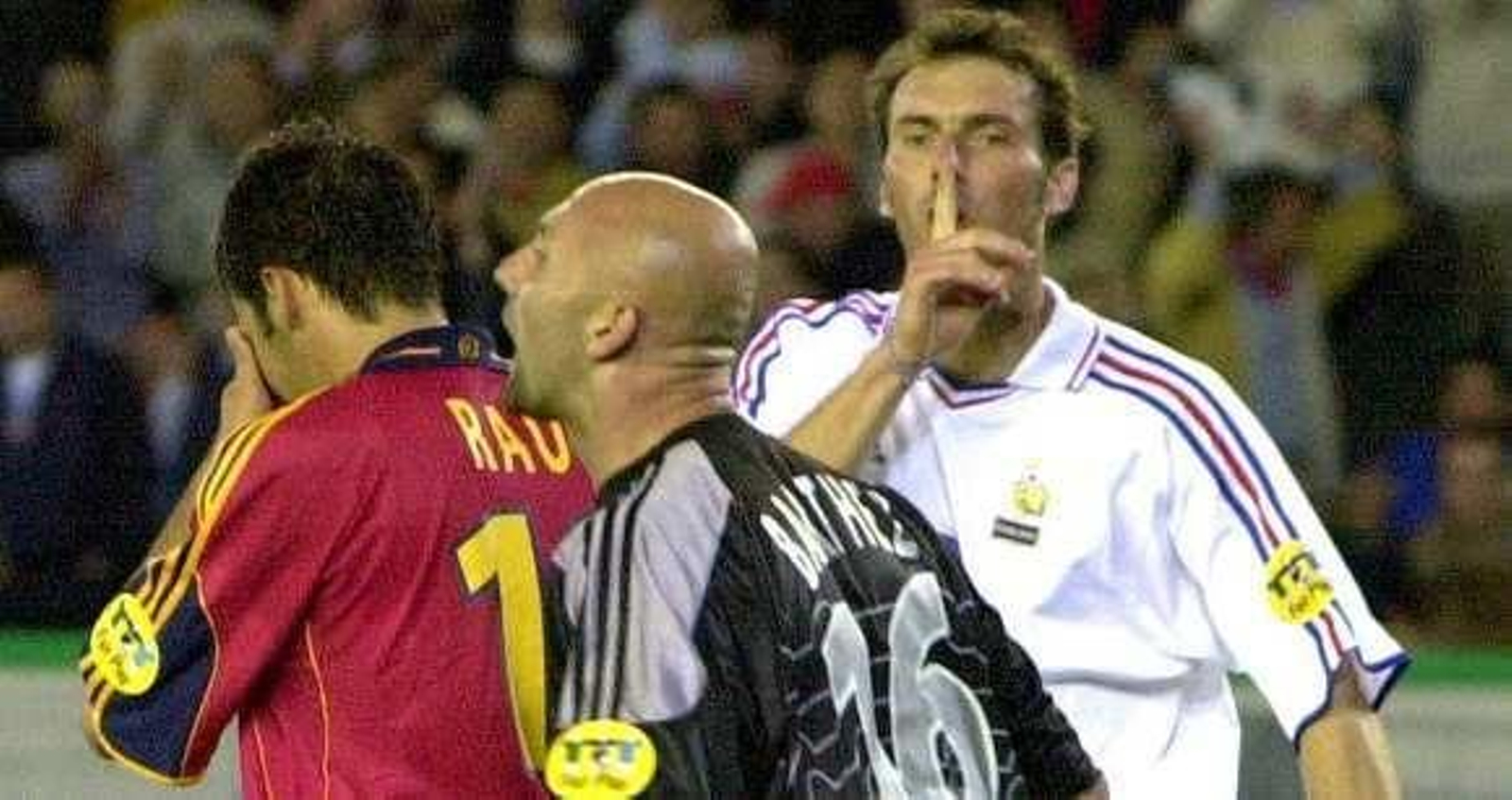 2000: Mágico descuento, penalti fatal