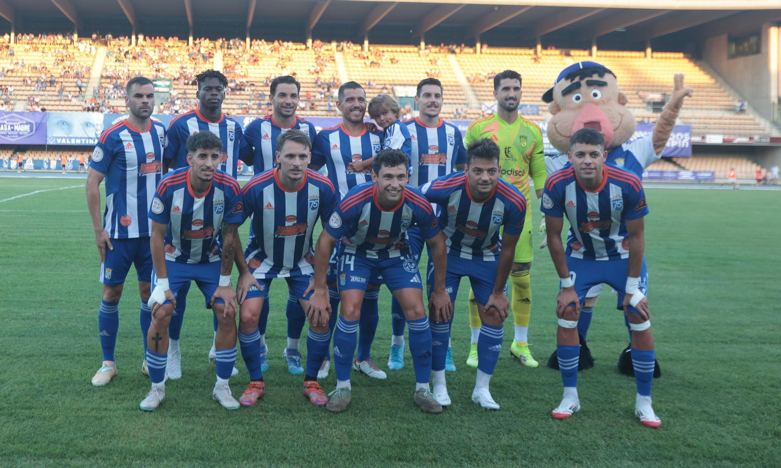 Imágenes del X Trofeo Rafa Verdú entre Xerez CD y Sanluqueño en Chapín