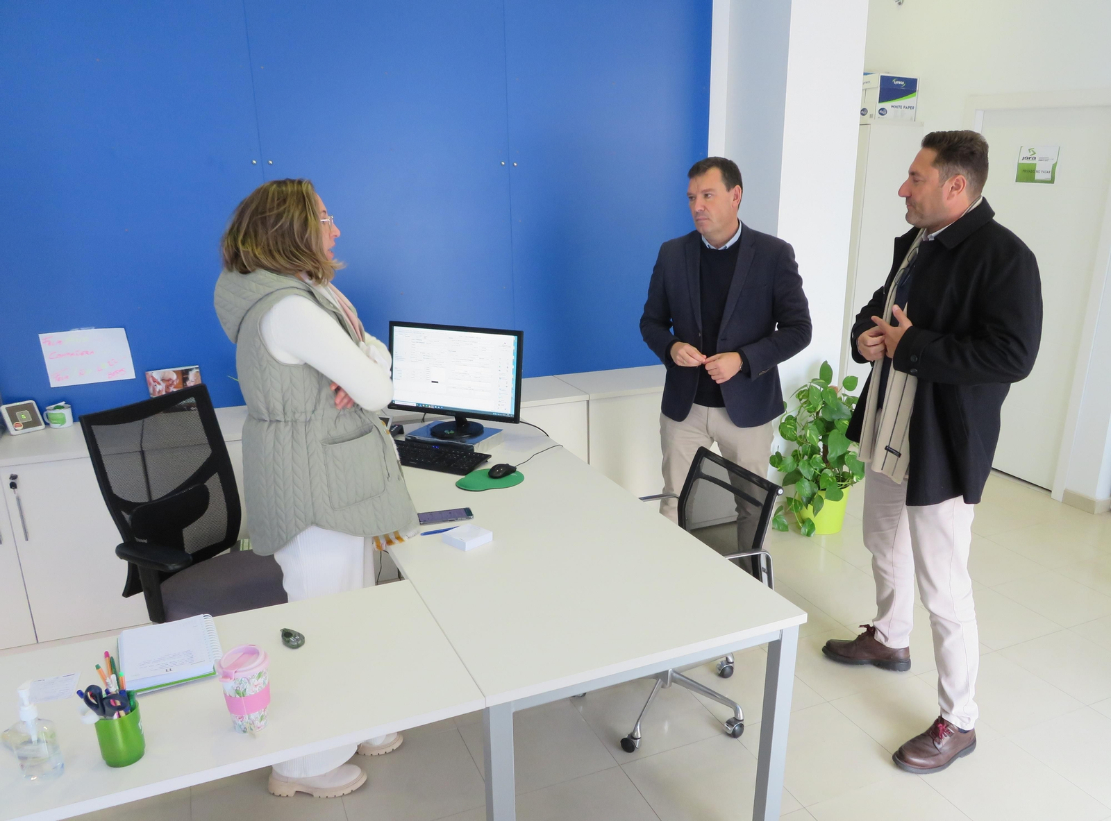 Visita del delegado de Empleo, Alberto Santana.