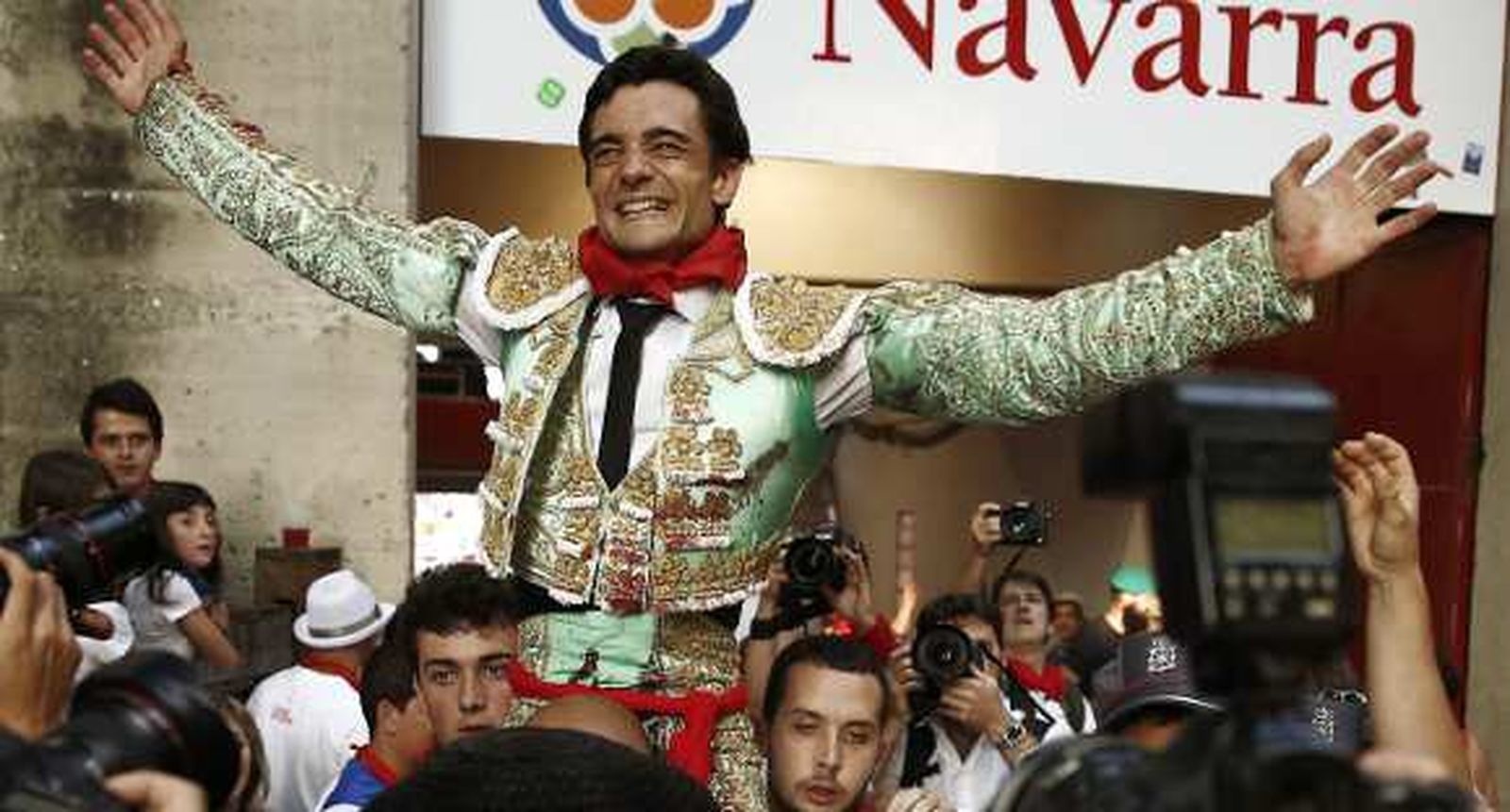 Ureña, con un buen lote de Escolar, abre la Puerta Grande