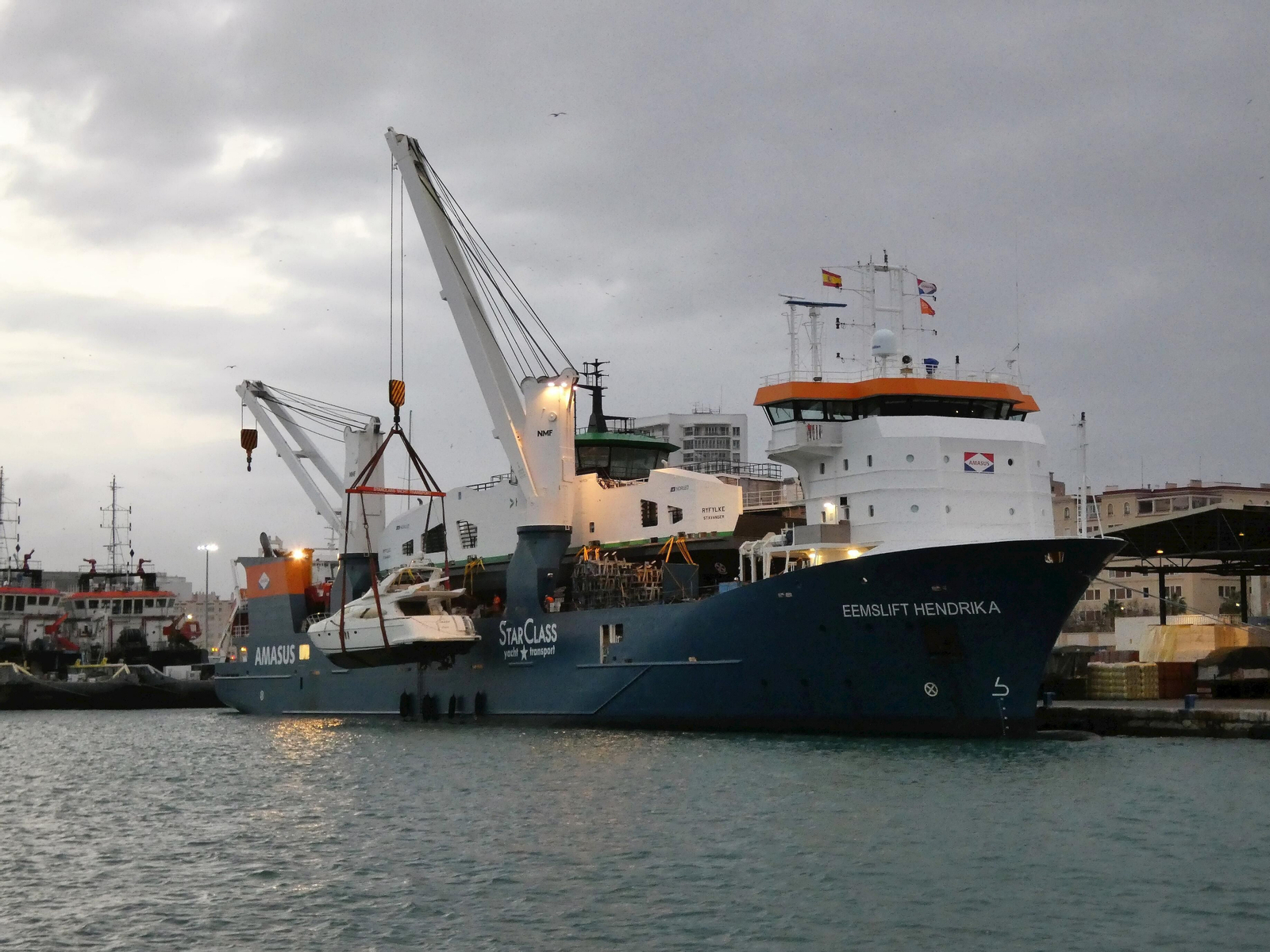 Los 12 barcos de 2022 en Málaga