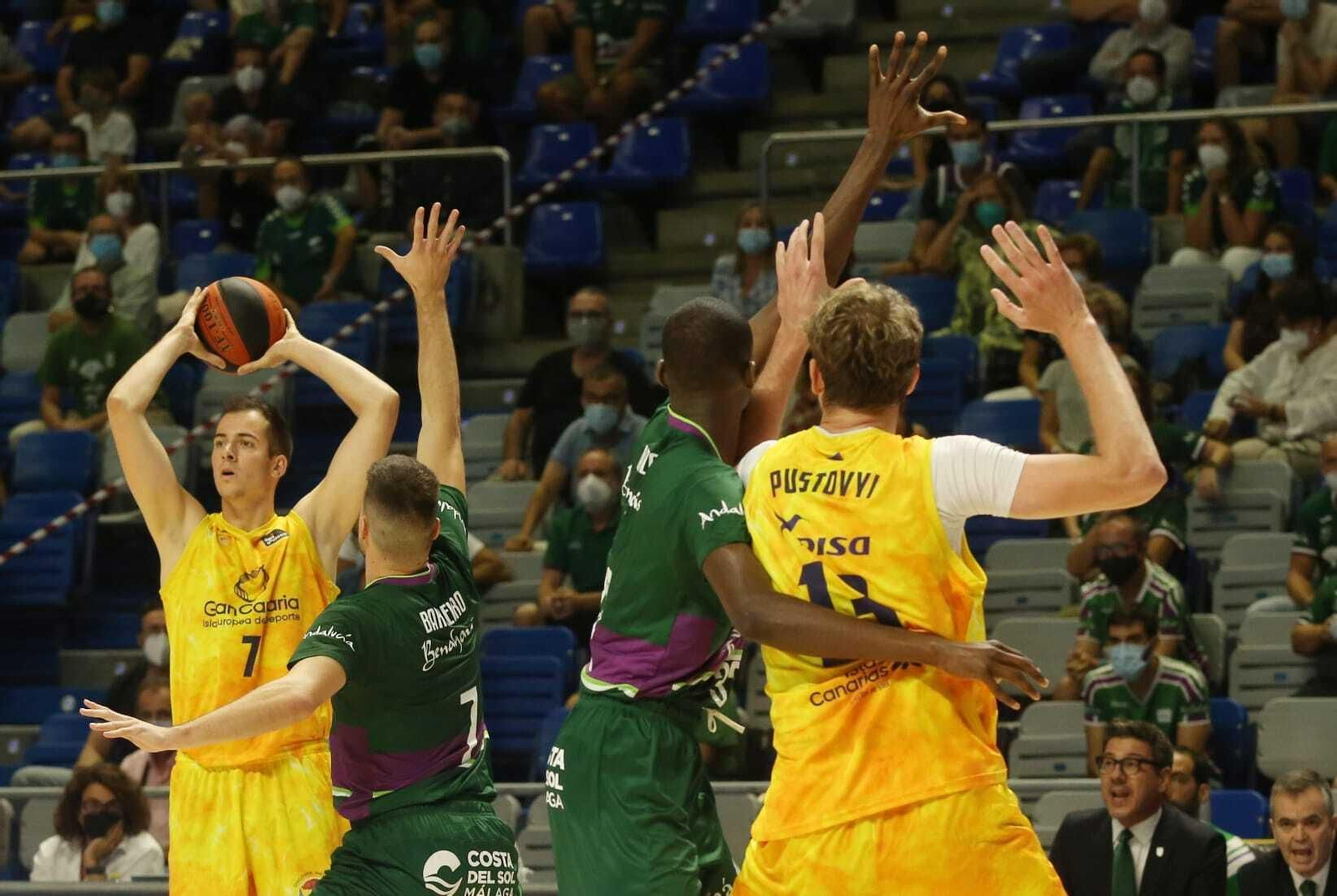 Las fotos del Unicaja-Herbalife Gran Canaria.