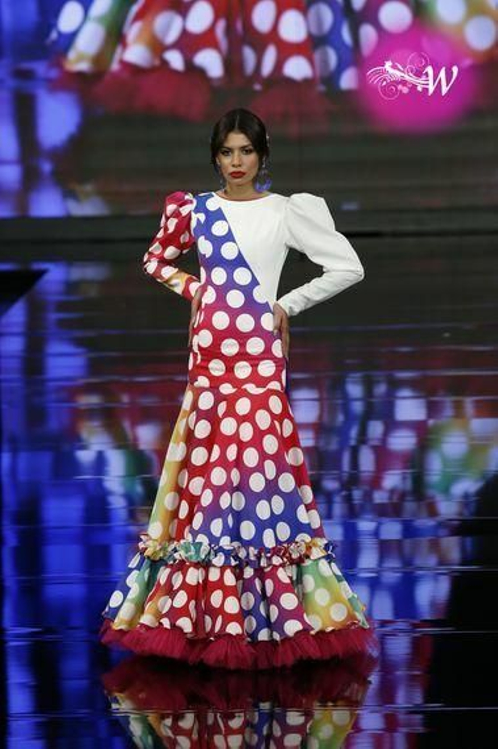 'La fuerza de color' de Loli Vera en SIMOF 2020, todas las fotos del desfile