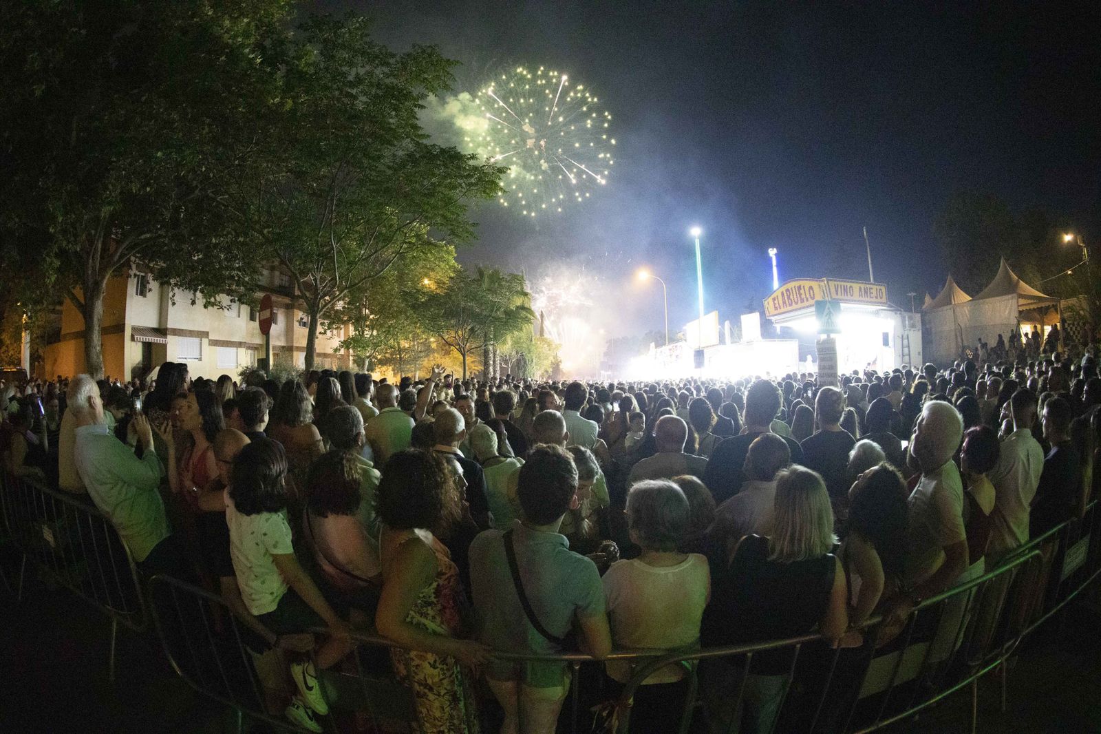 Así ha sido la primera noche de feria del Corpus en Granada después de tres años de pandemia