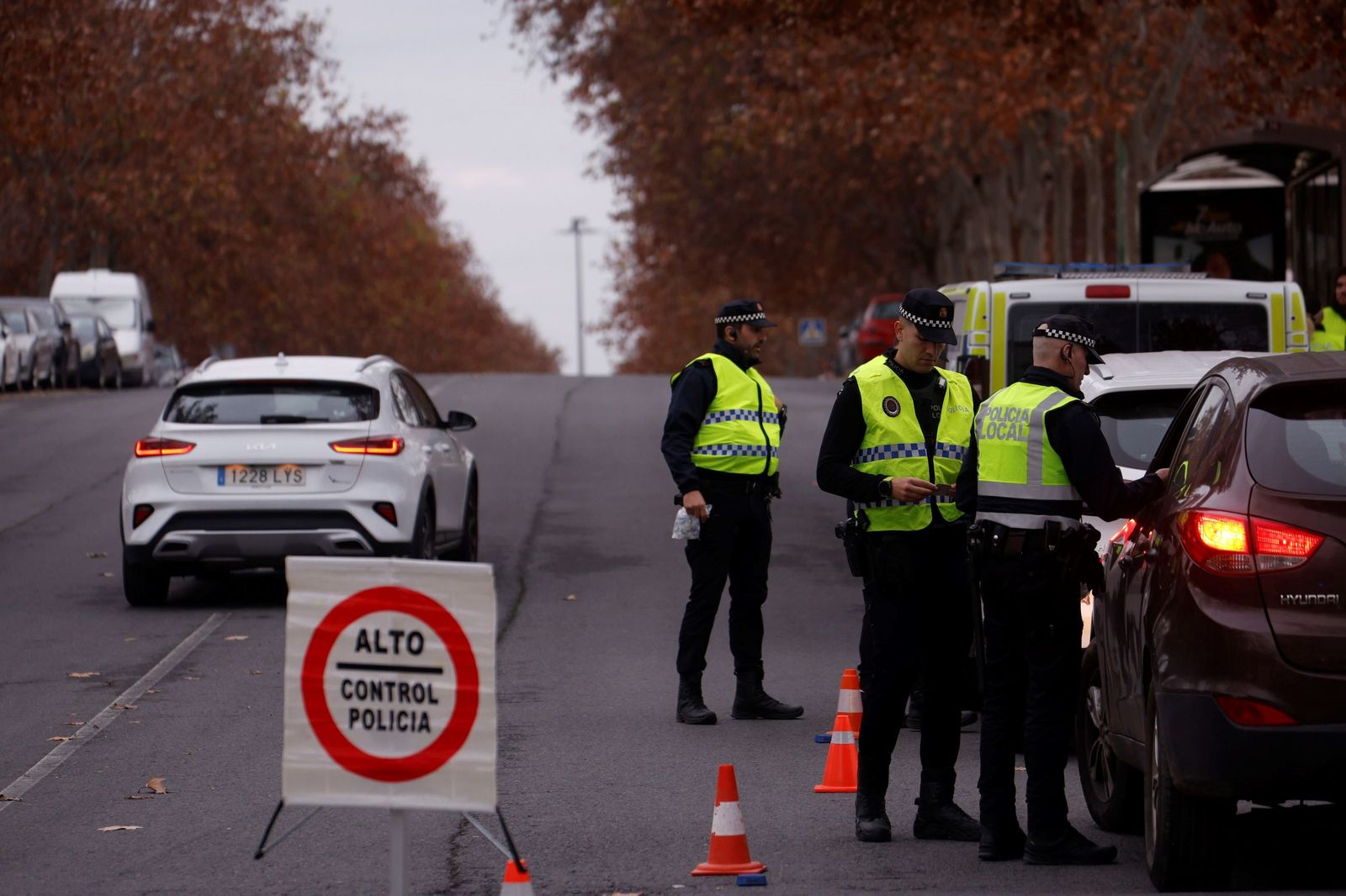 El Grupo Rayo de la Policía Local de Córdoba en acción por el Distrito Sur, en imágenes