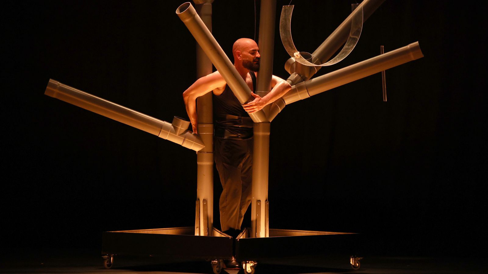 Francisco Hidalgo cía. Flamenca con 'Moscas y Diamantes' en los Museos de la Atalaya para el Festival de Jerez