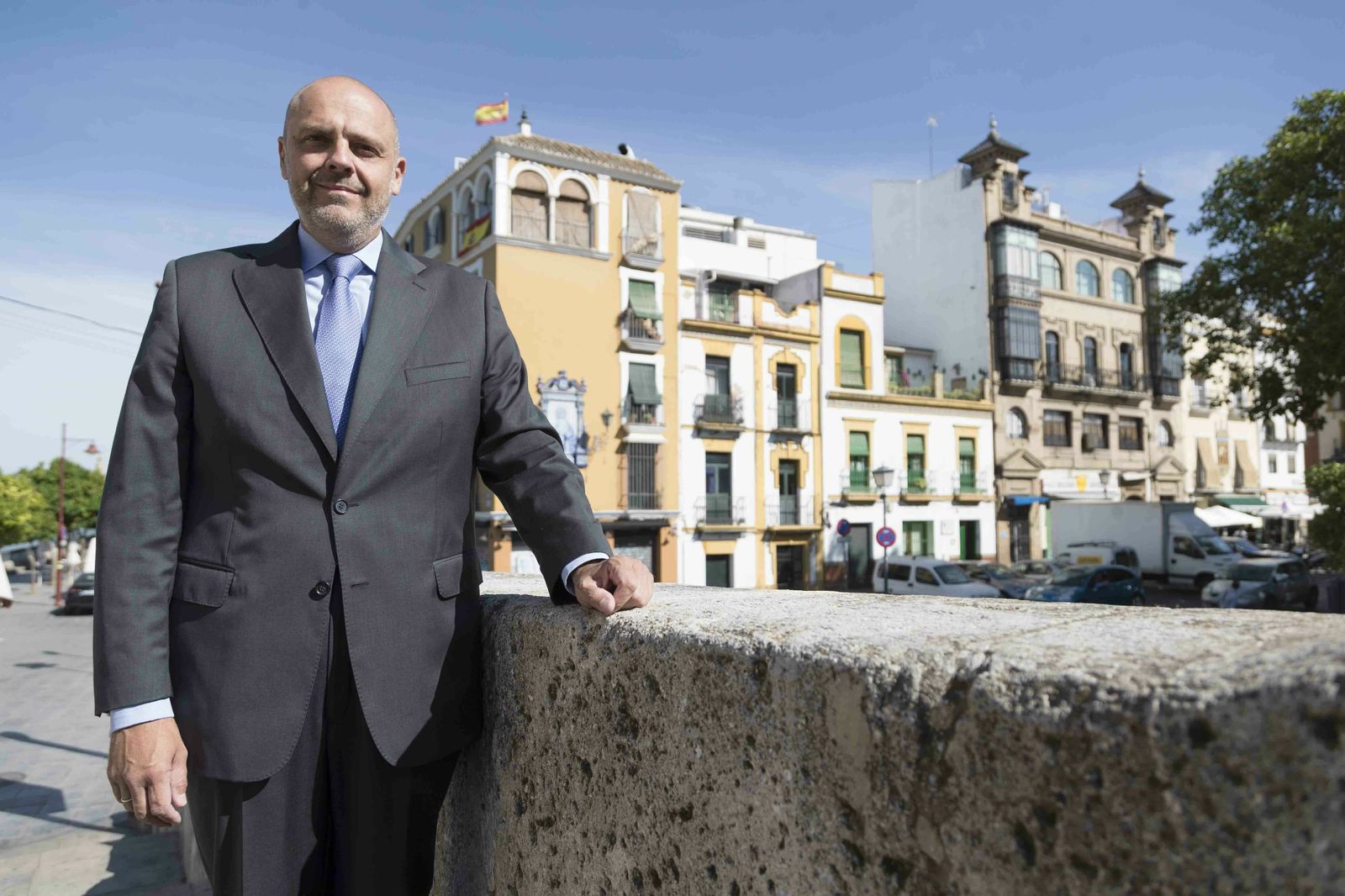 Sergio Sopeña en la Plaza del Altozano.