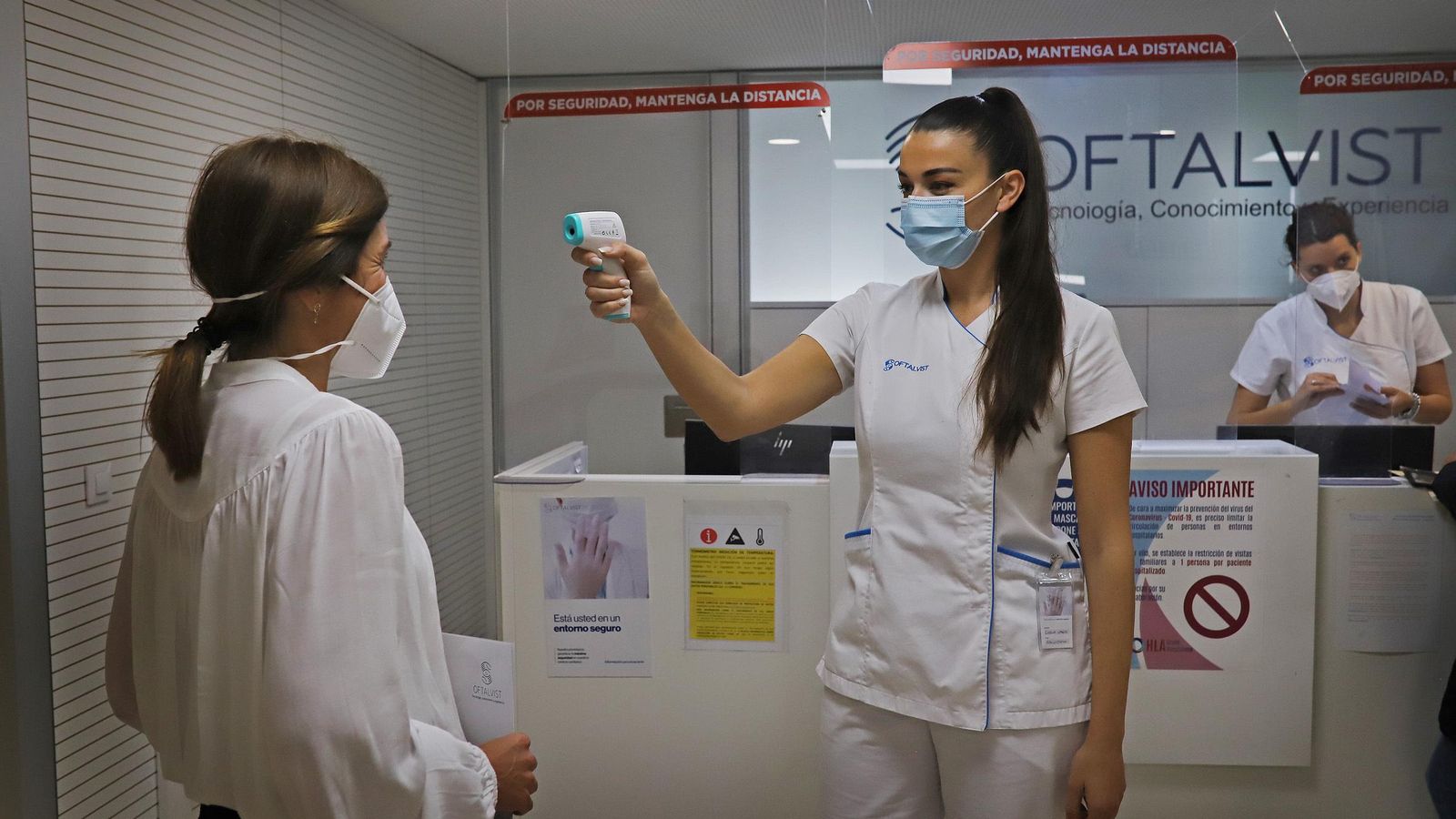 Toma de temperatura en Oftalvist.