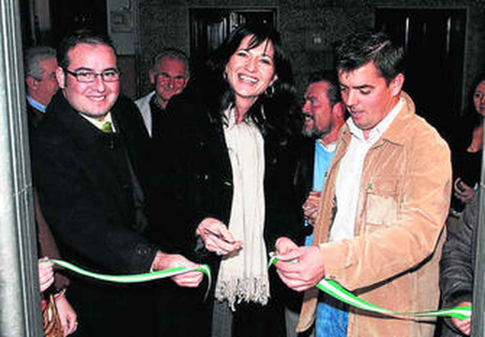 Inauguración, ayer, de la nueva sede del PA en Espera.