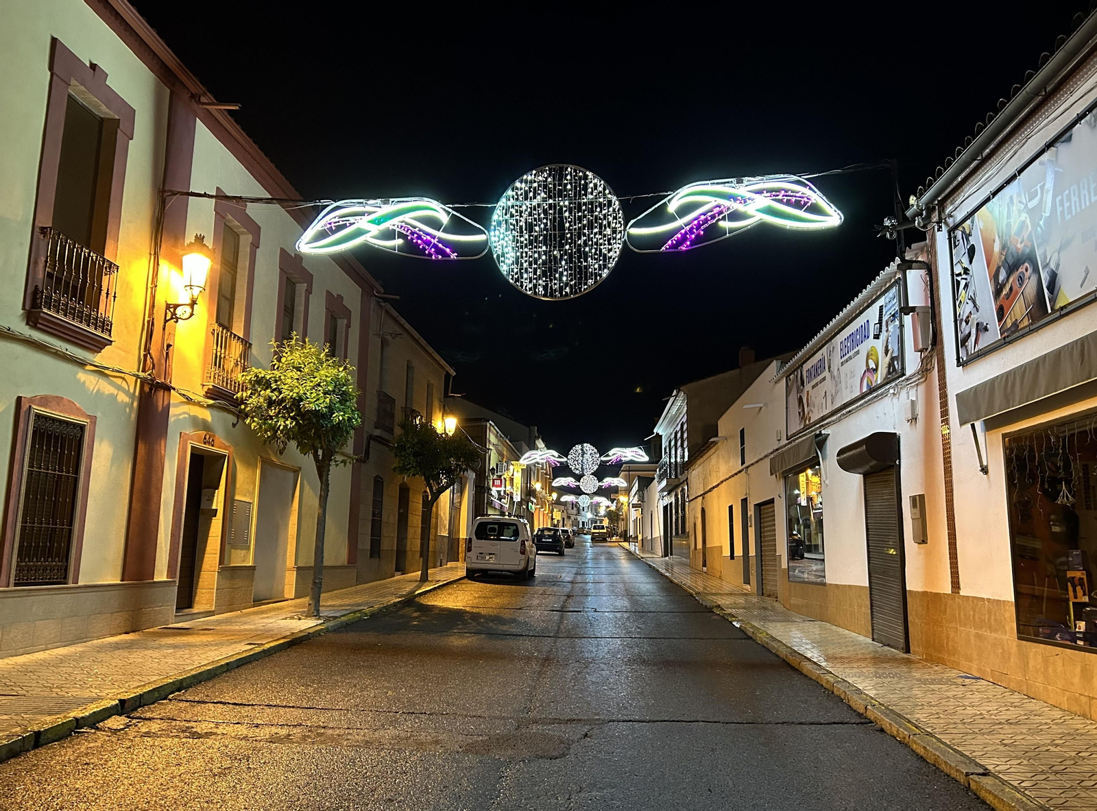 El encendido del alumbrado navideño de Peñarroya-Pueblonuevo, en imágenes