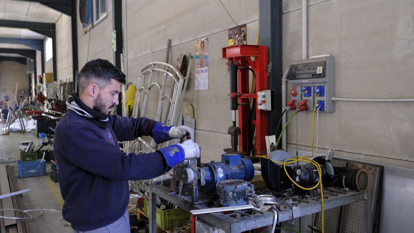 Desde Huécija a todo el mundo, Deconature, alegra la navidad con sus luces, en imágenes