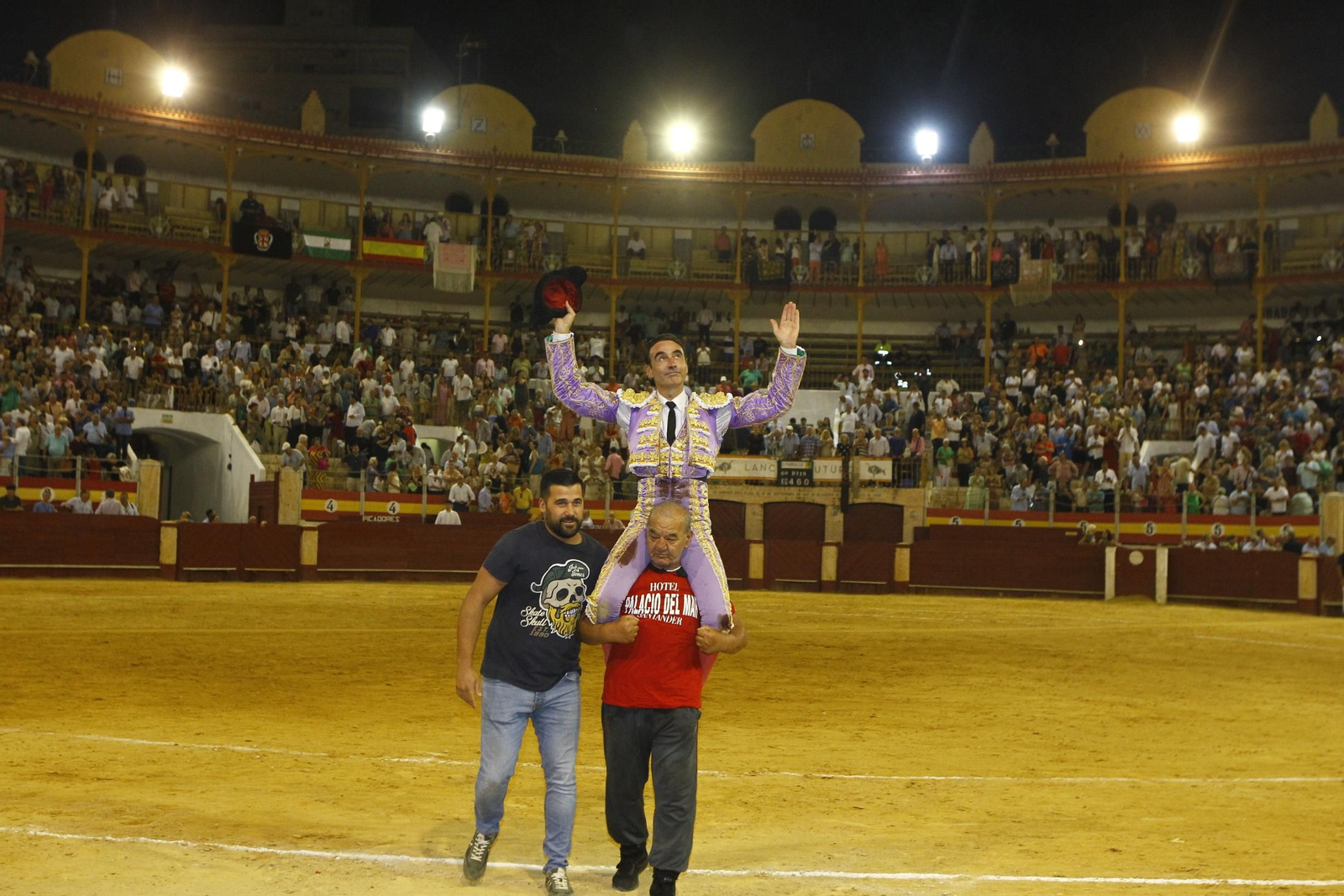 La despedida del torero Enrique Ponce de la Feria de Almería 2024, en imágenes