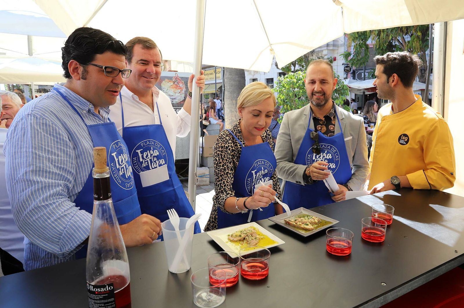 Imágenes de la Feria de la Tapa. Casa Idolina gana el concurso a la mejor tapa
