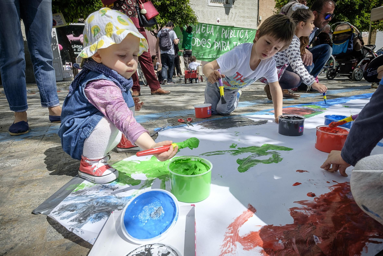 Jornada de peatonalización en la plaza de España