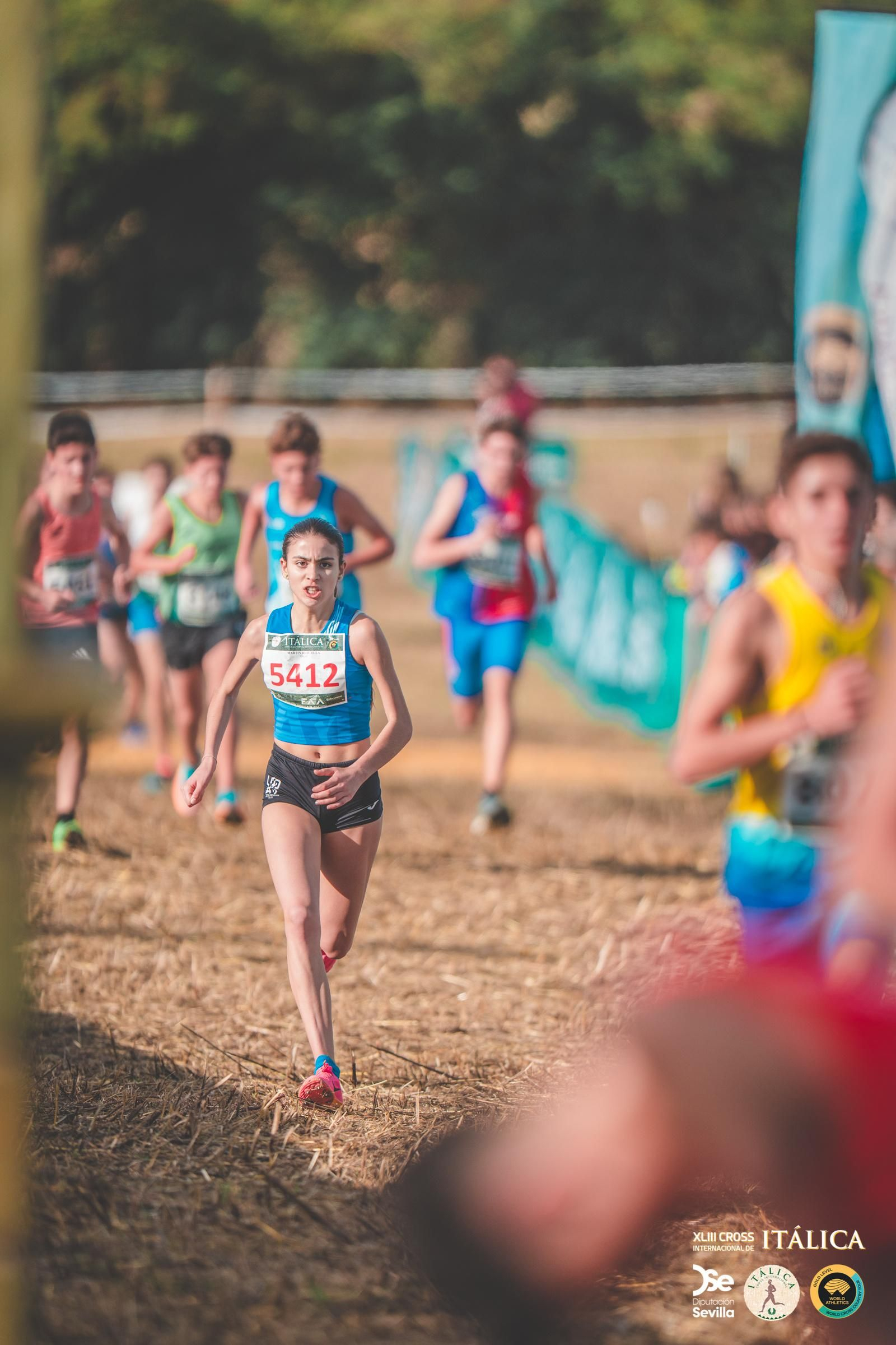 Búscate en las fotos del Cross de Itálica 2025 | 6