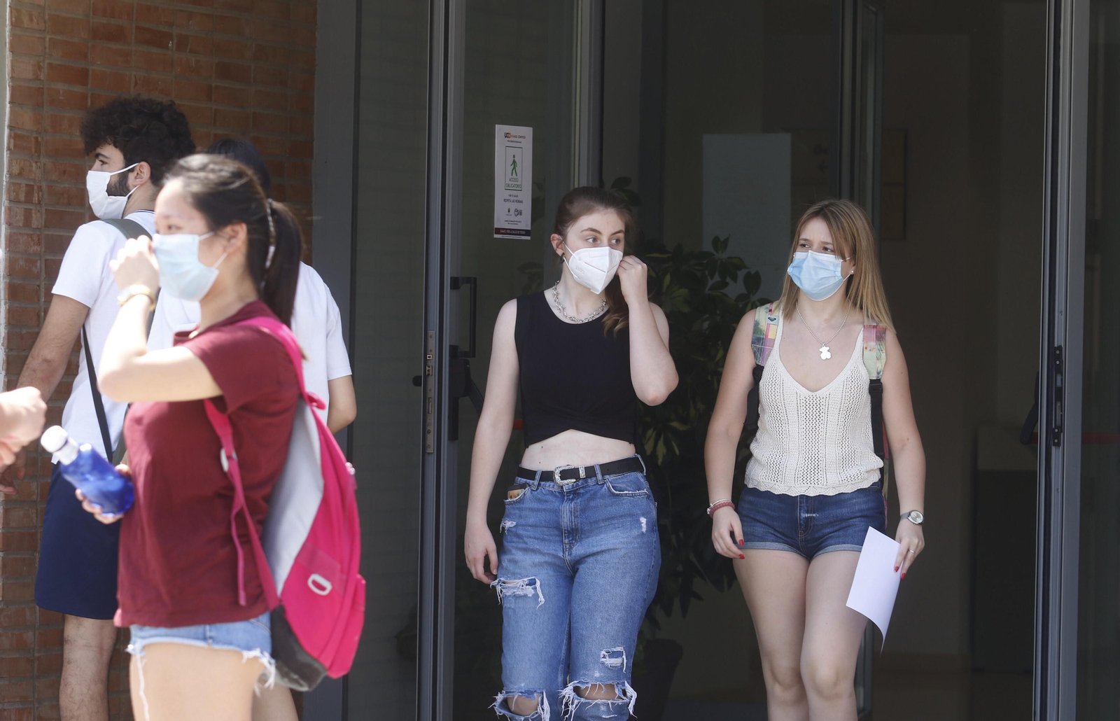 Las fotografías del inicio de la Selectividad del coronavirus en Córdoba Las fotografías del inicio de la Selectividad del coronavirus en Córdoba