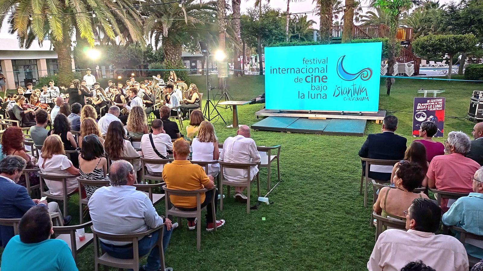 Inauguración del festival internacional de Cine Bajo la Luna.