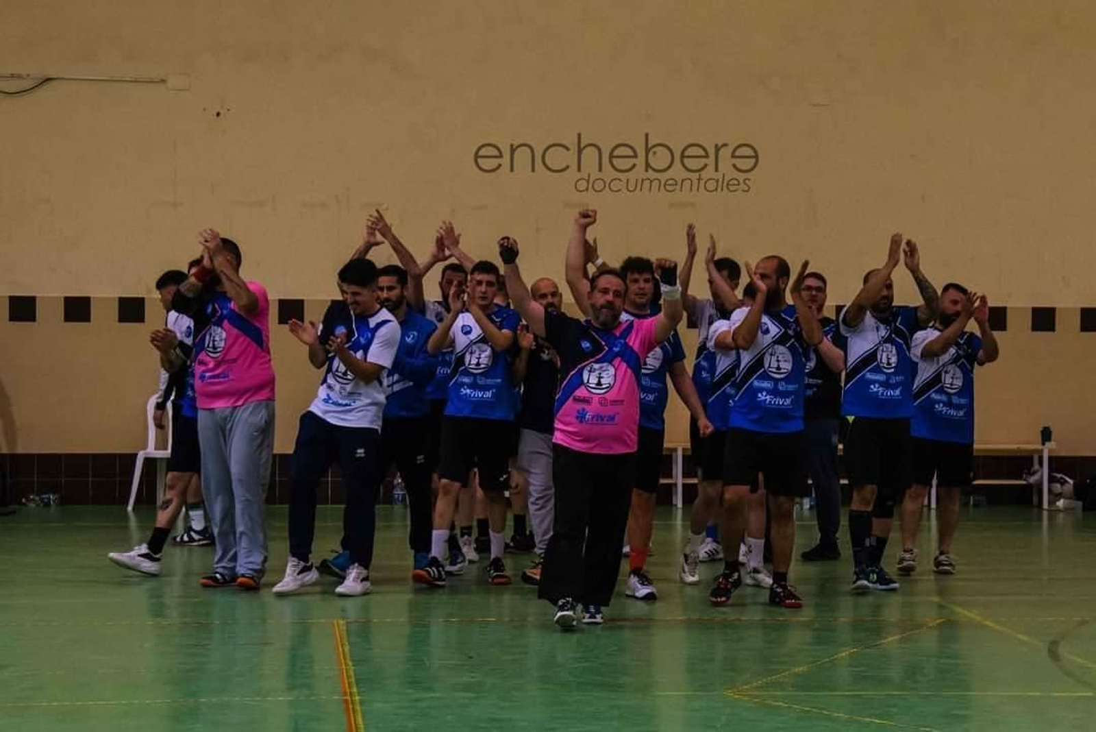 El Balonmano Jerez se impuso al San Fernando en el Pabellón Veguita. El Balonmano Jerez se impuso al San Fernando en el Pabellón Veguita.