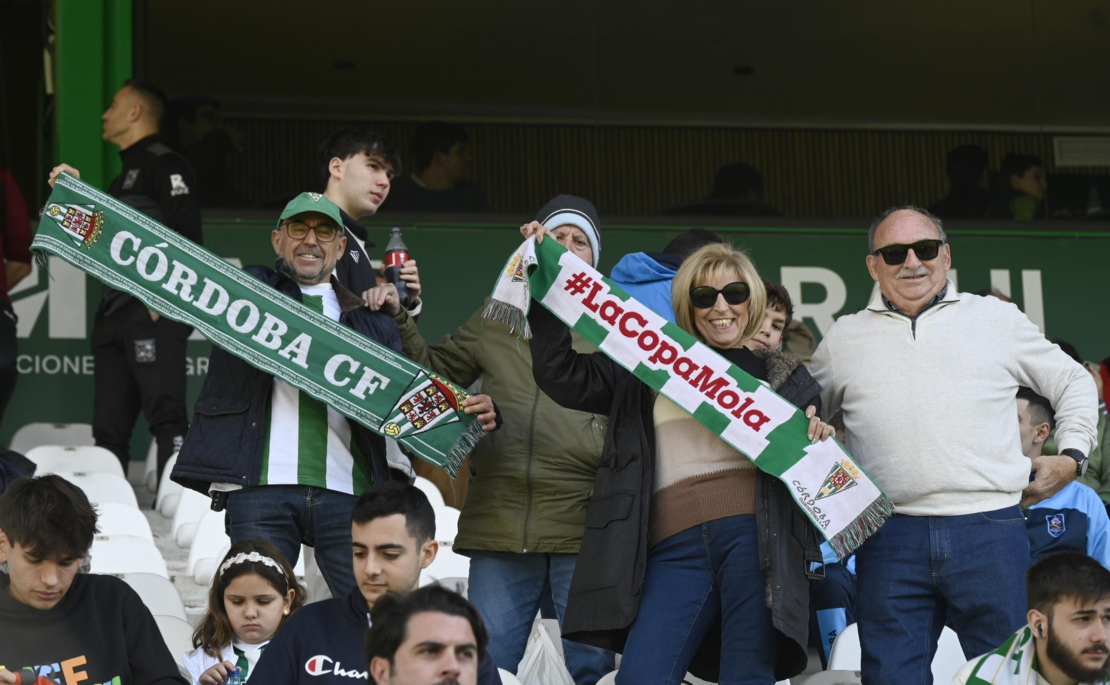 Las mejores fotos del ambiente en El Arcángel para el Córdoba CF - Eibar