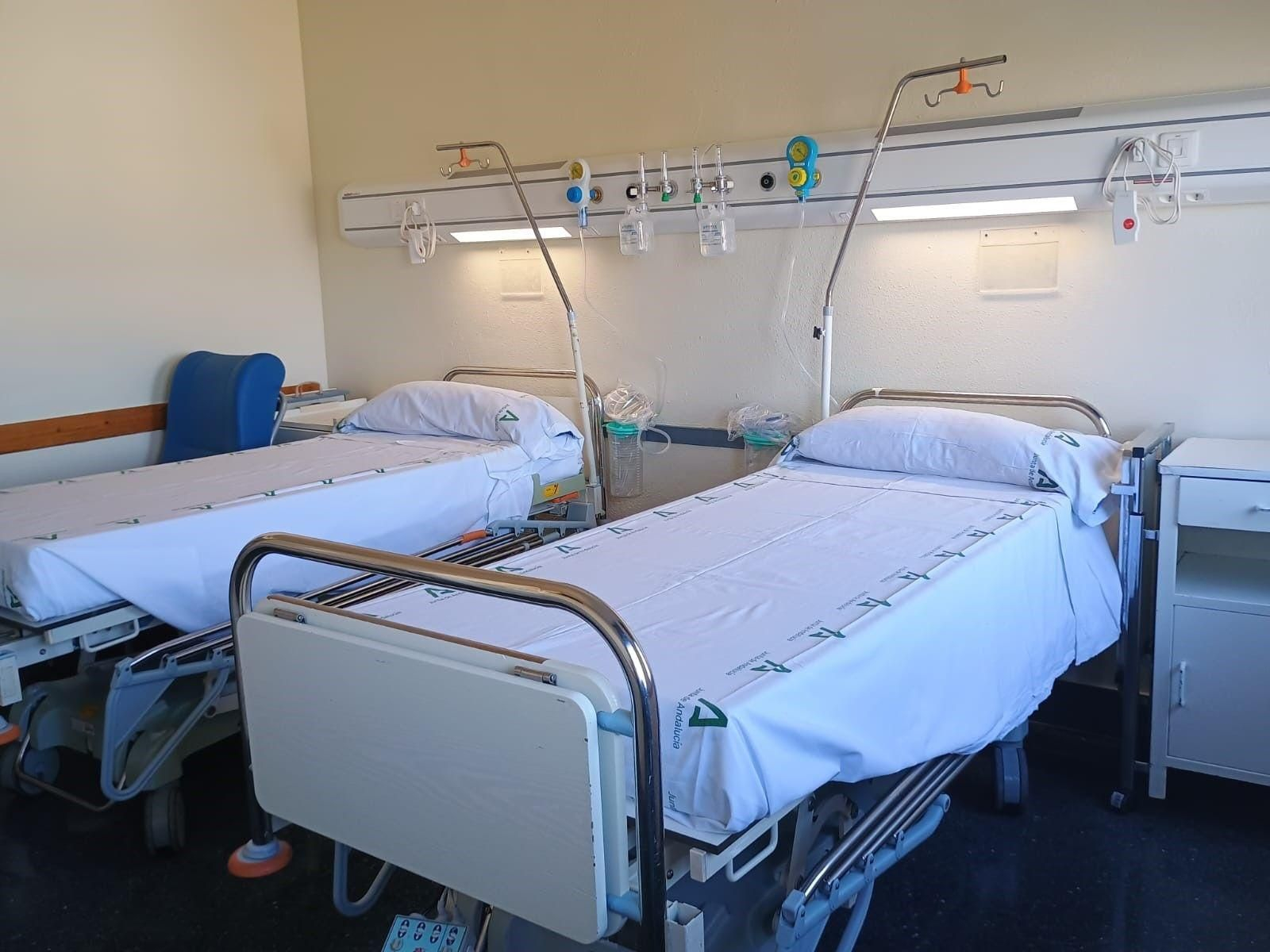 Una habitación del Hospital Juan Ramón Jiménez de Huelva.