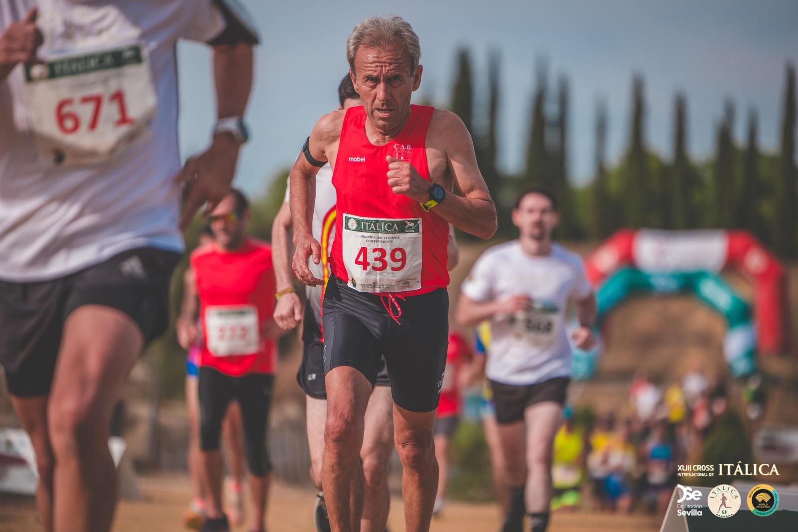 Búscate en las fotos del Cross de Itálica 2025 | 2