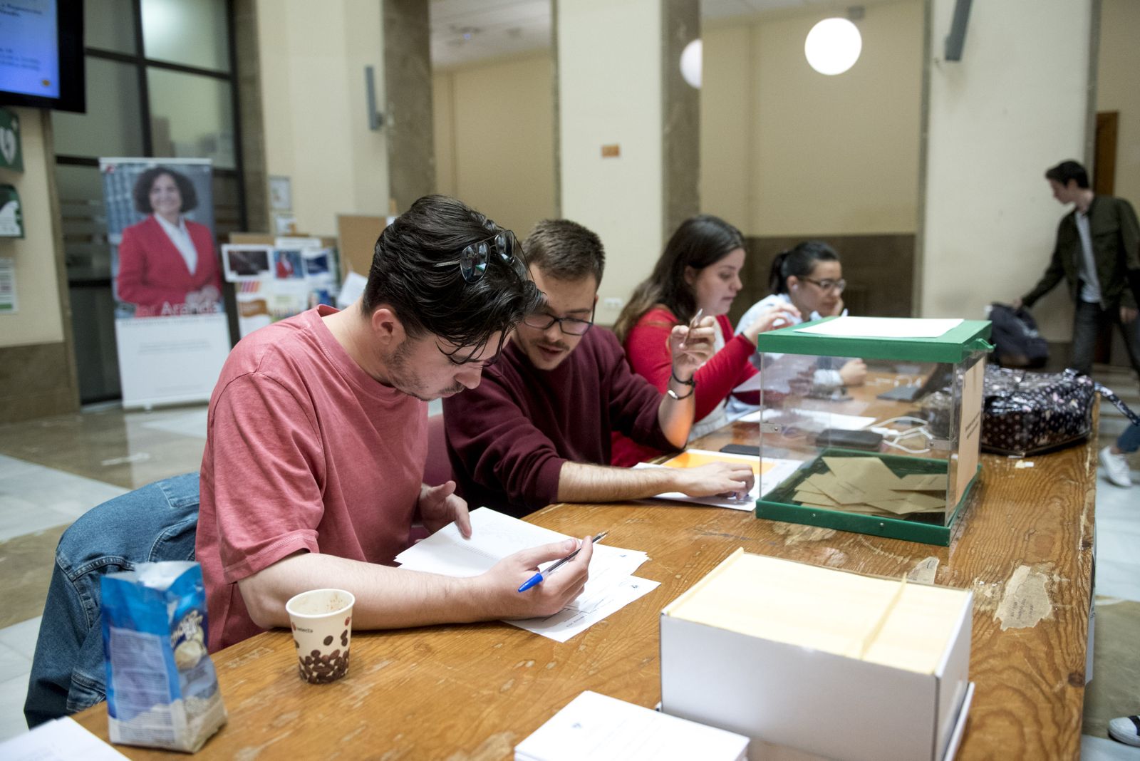 Las mejores imágenes de las elecciones en la UGR