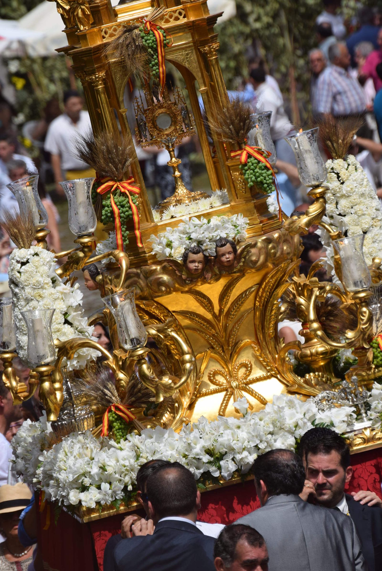 El Corpus en Hinojos. en imágenes