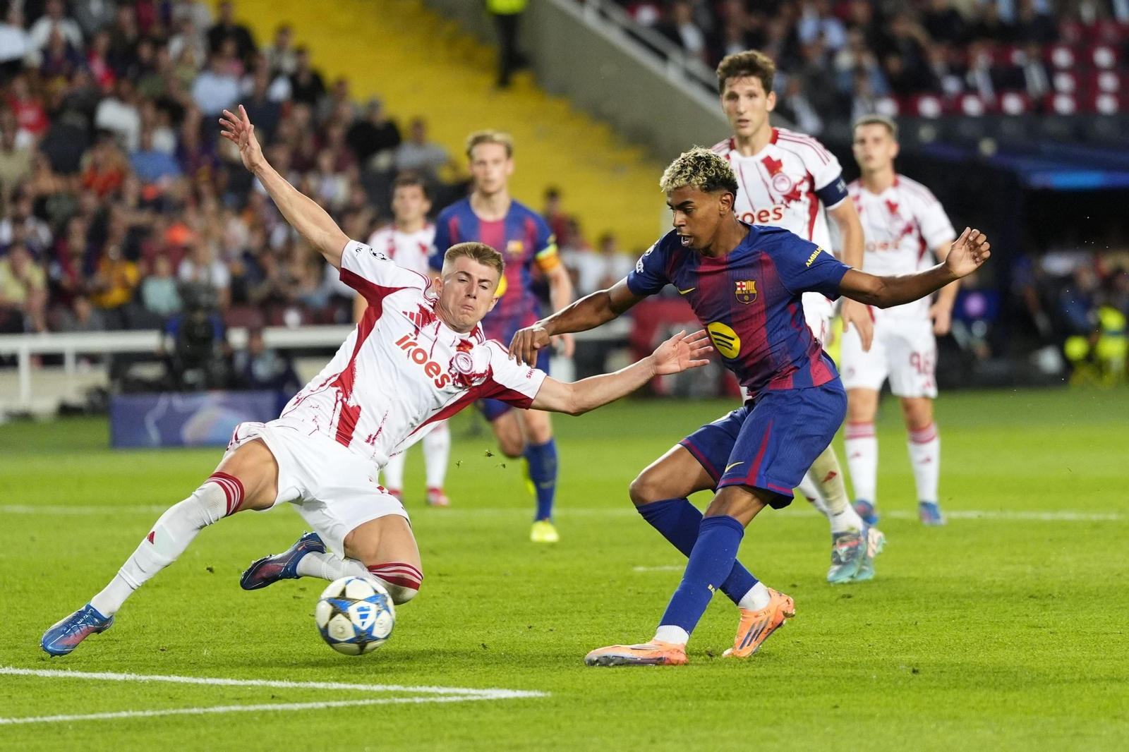 Las fotos del Barcelona-Olympiacos
