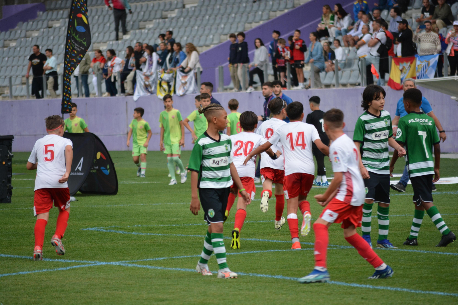 En imágenes: primera jornada de la fase de grupos de la Jaén Cup