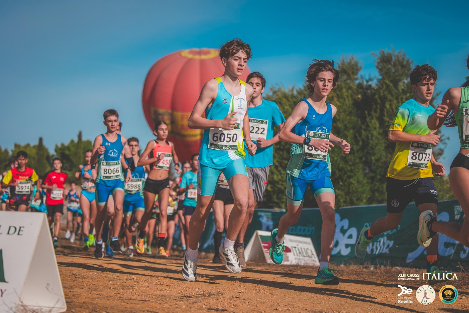 Búscate en las fotos del Cross de Itálica 2025 | 6