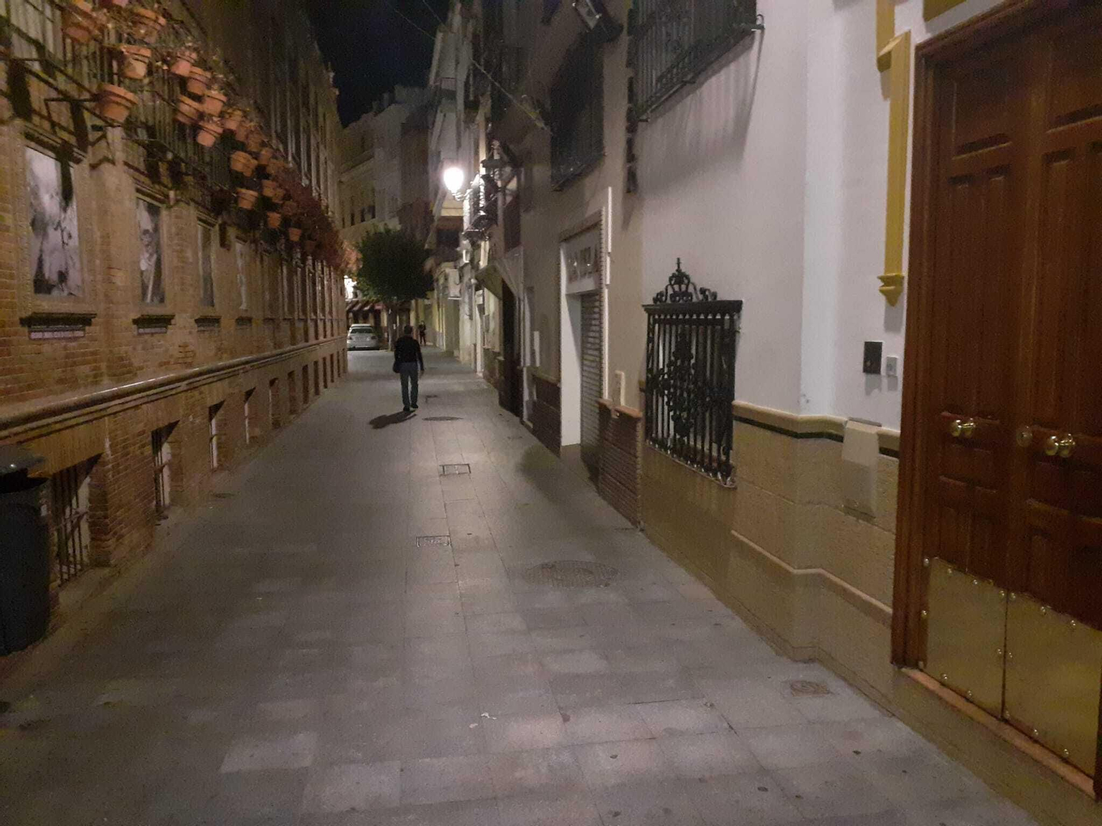 Calle Arfe de noche