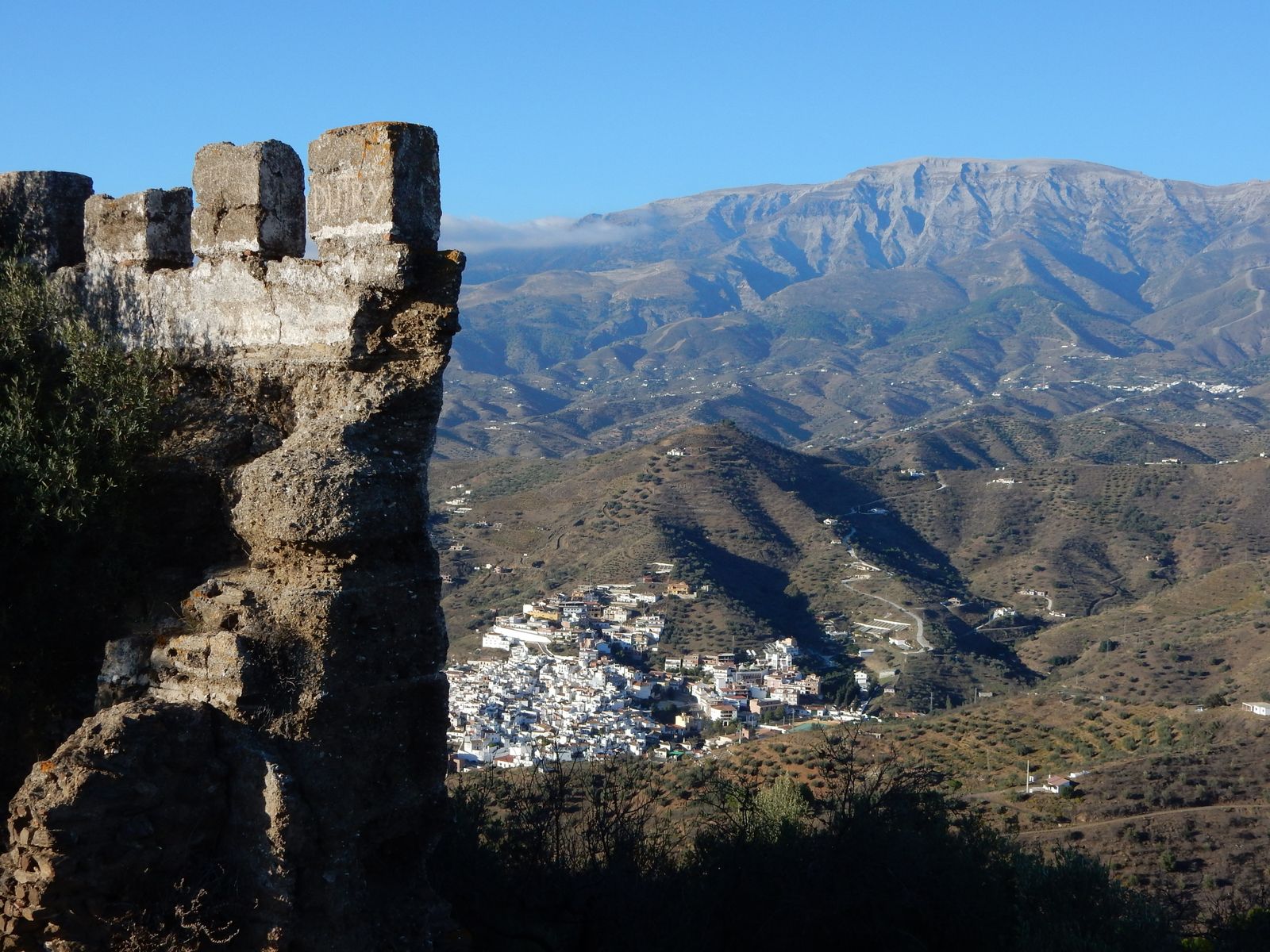 Castillo de Bentomiz (Arenas)