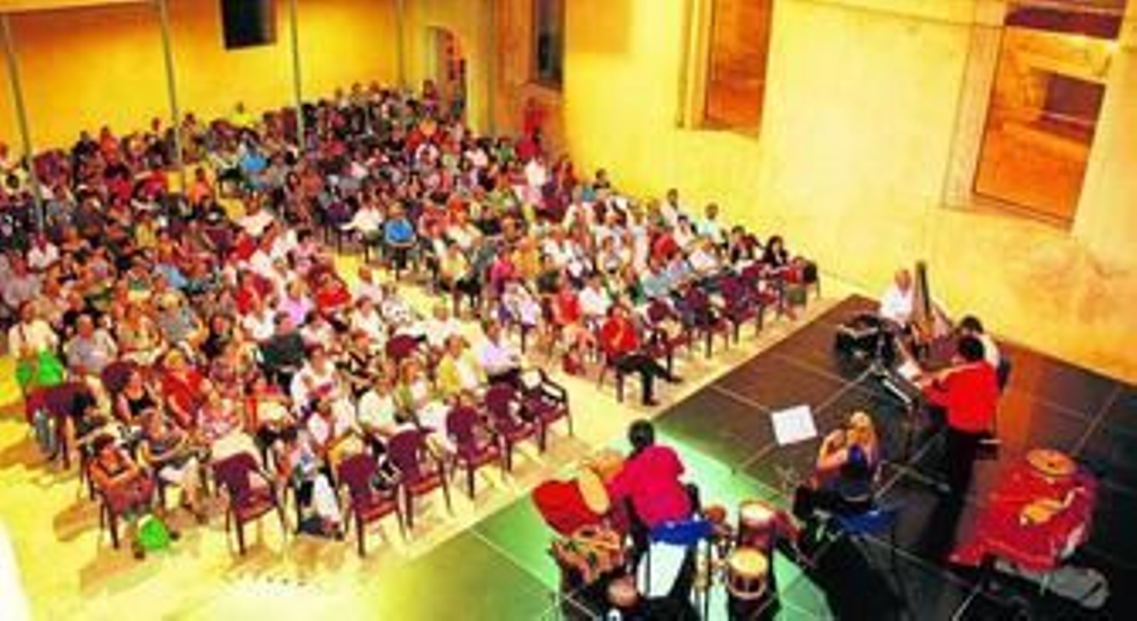 La formación reunió a un gran número de amantes de la música antigua.