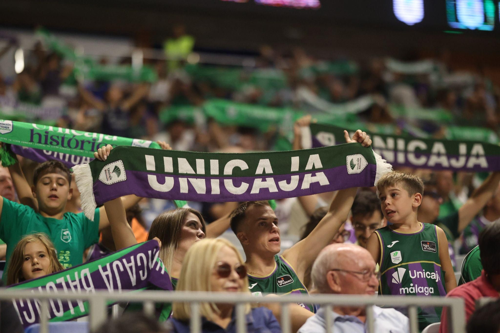 Búscate en el Carpena durante el Unicaja - Bilbao Basket