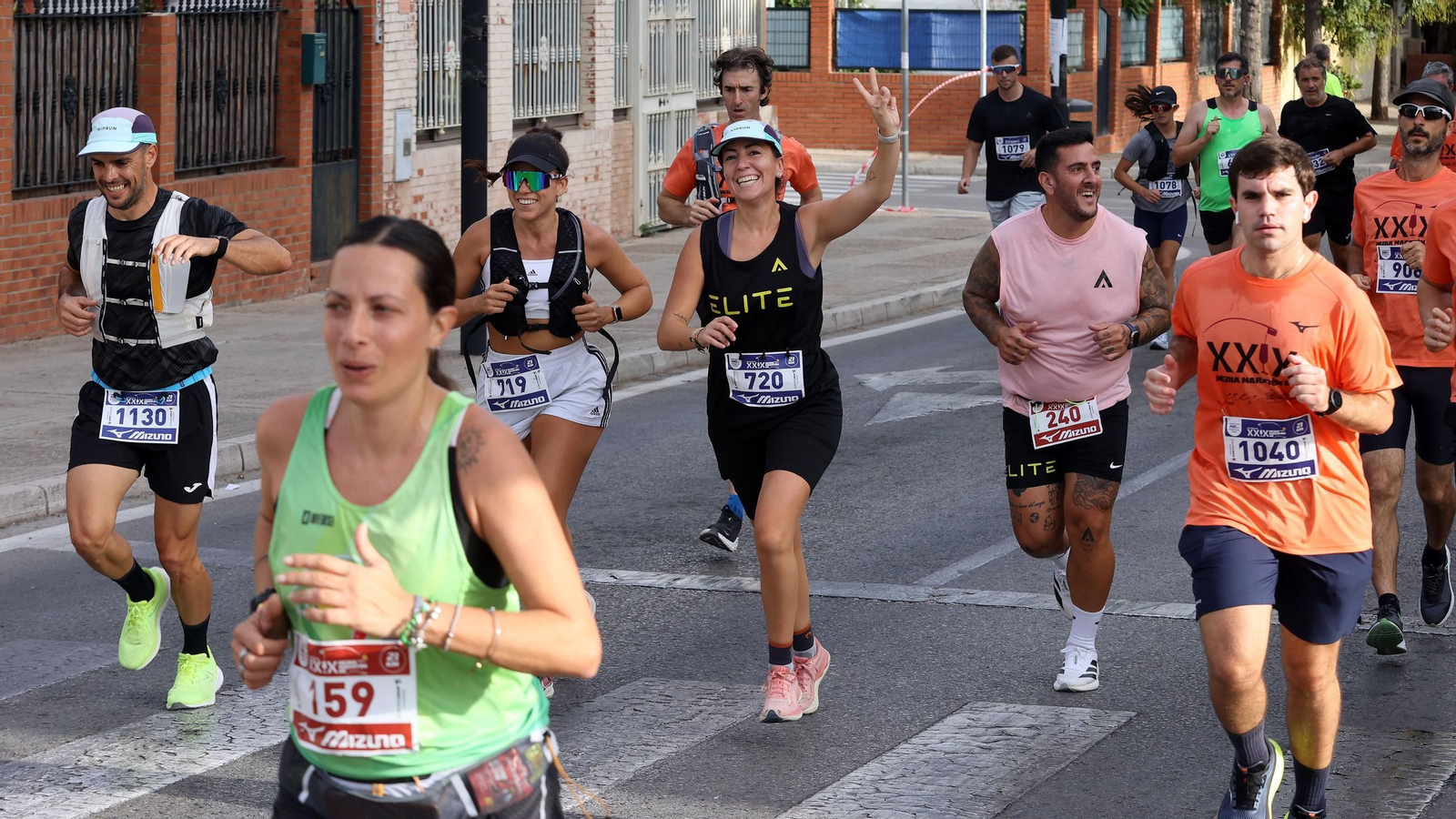 Búscate en la Media Maratón de Jerez 2025 (4)