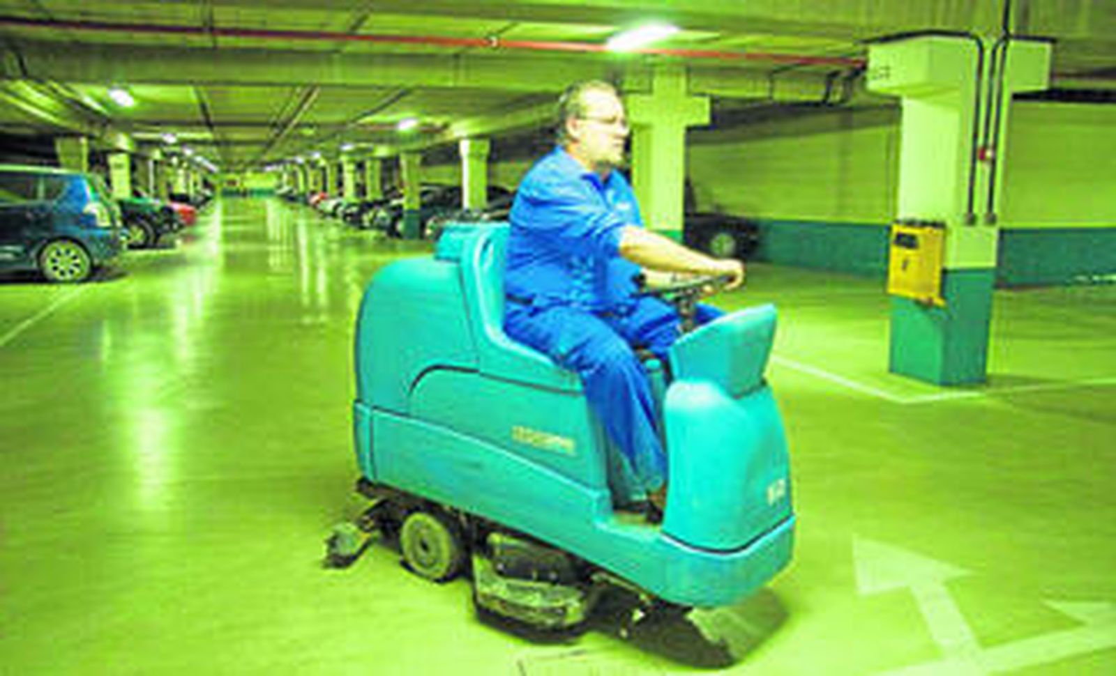 La prestación de servicios de limpieza es una de las líneas de negocio de esta empresa multifuncional.